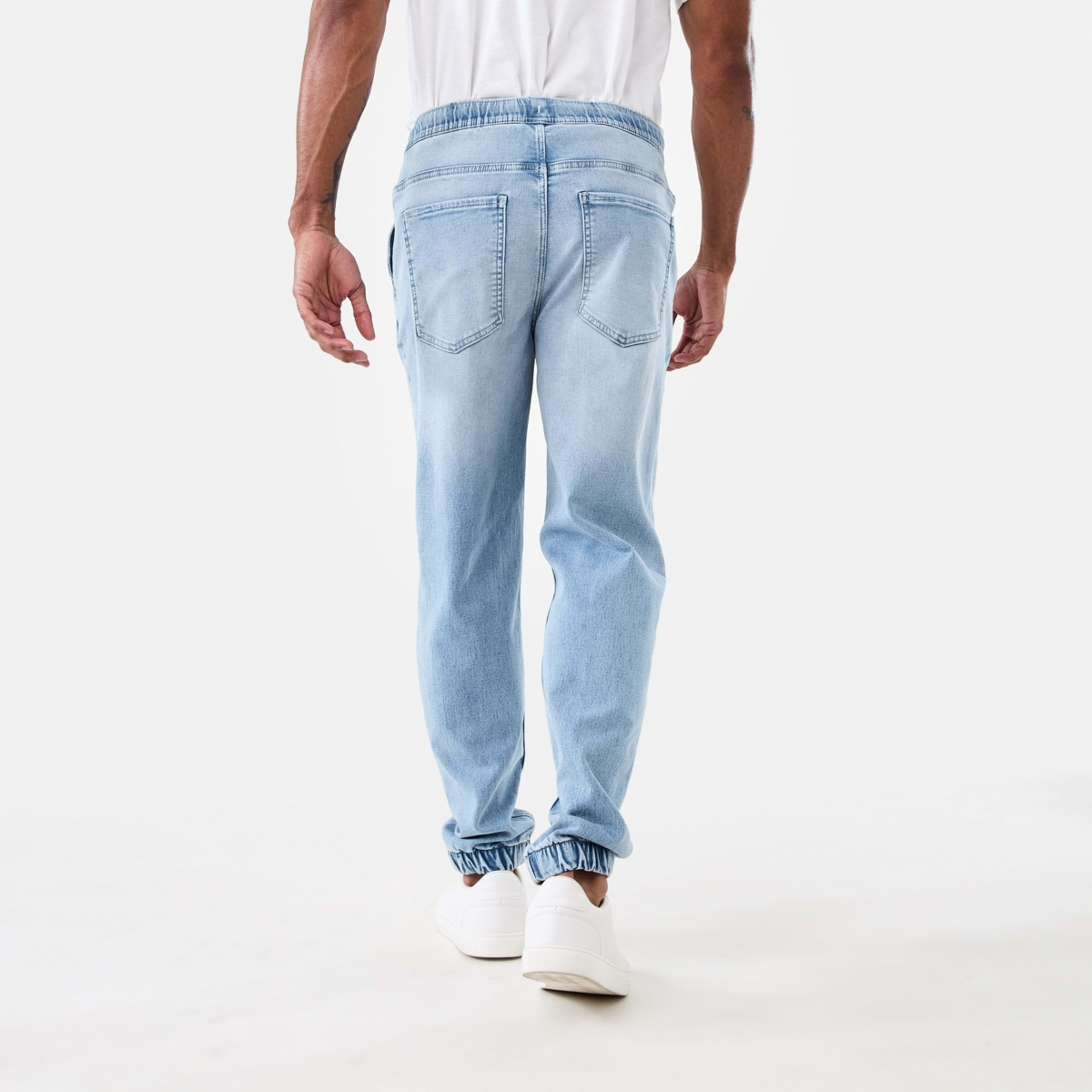 3 Cuffed Denim Joggers Light Wash, 3 of 5