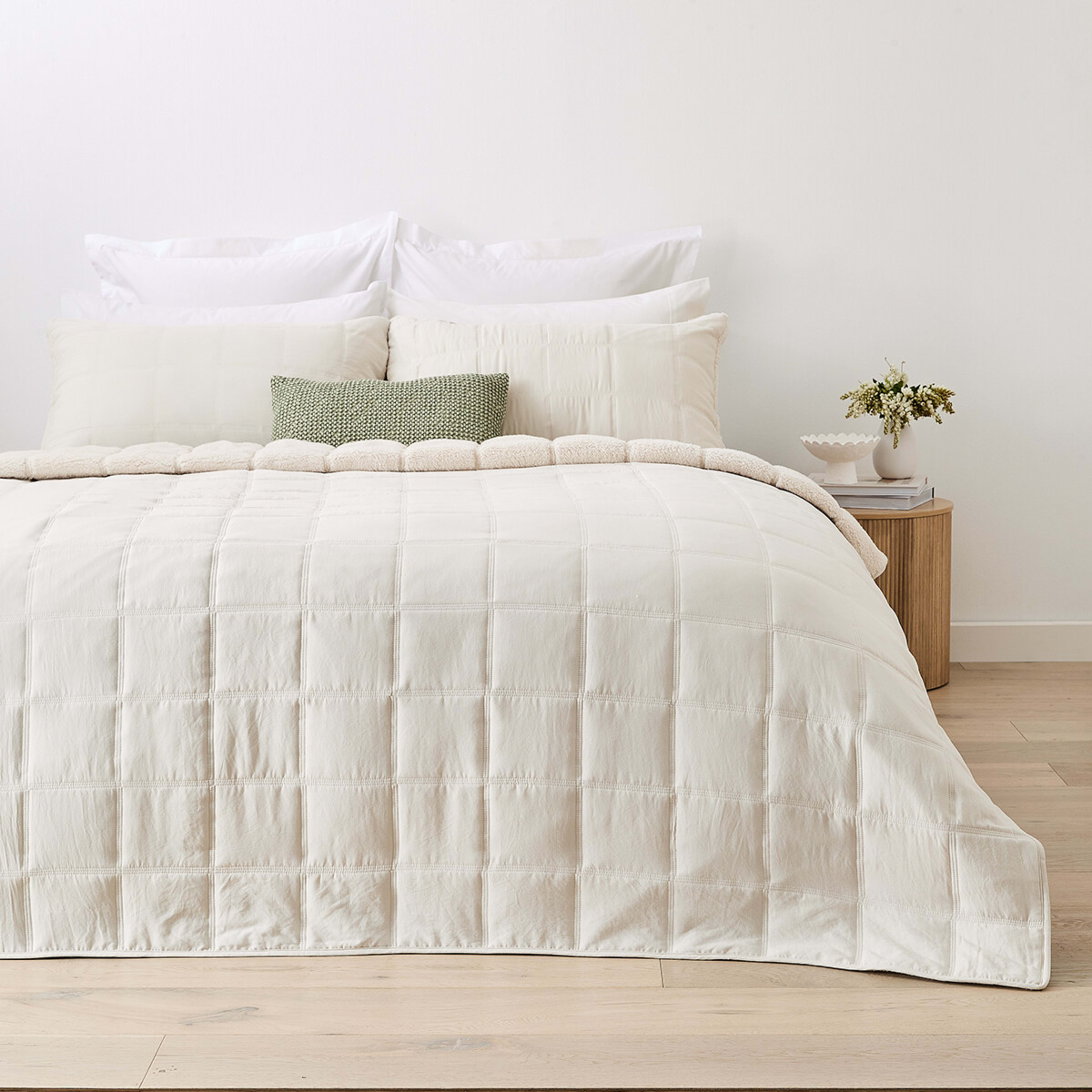 1 Hendrick Reversible Comforter Set - Queen Bed, Beige