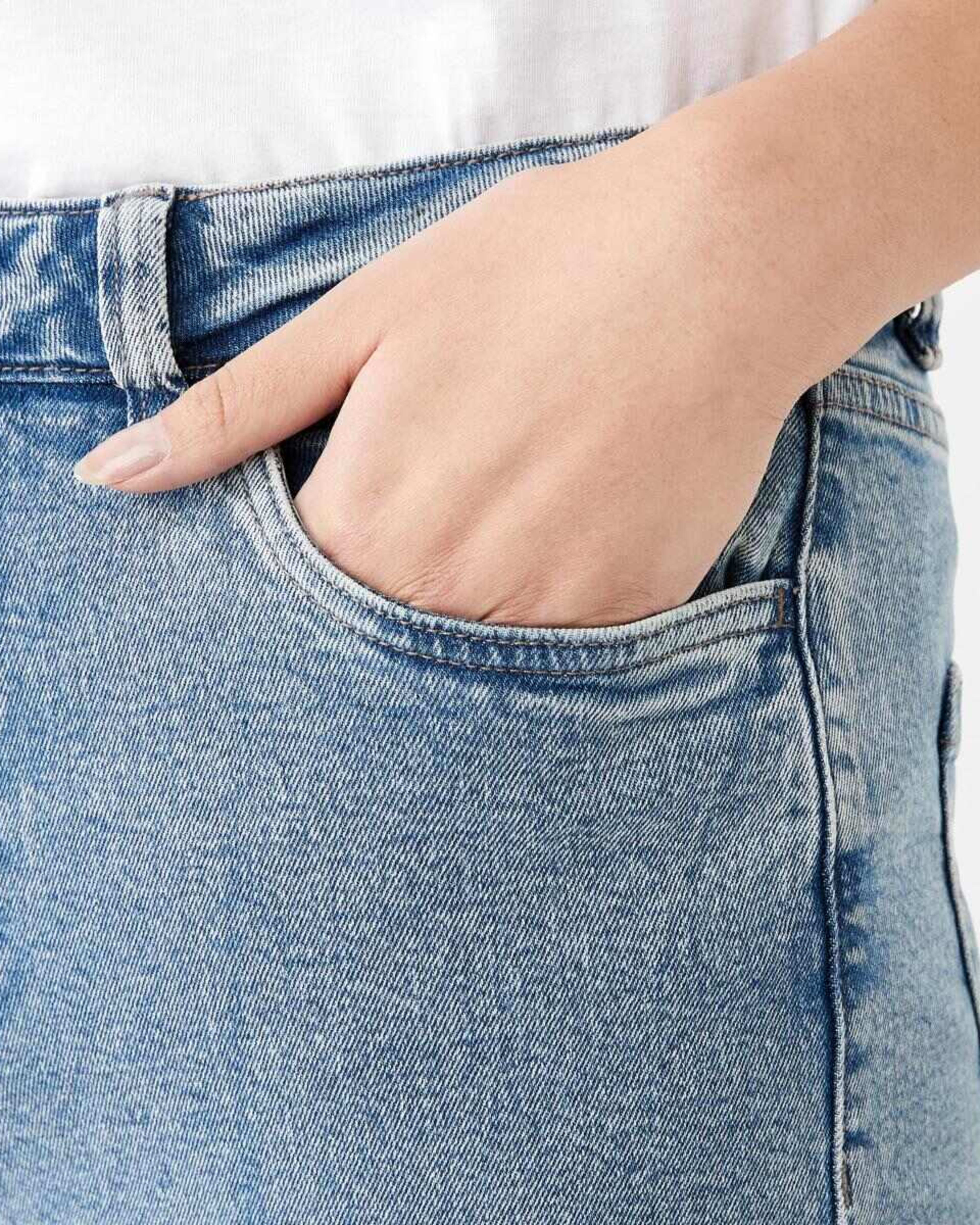 5 High Rise Straight Jeans MID WASH, 5 of 8