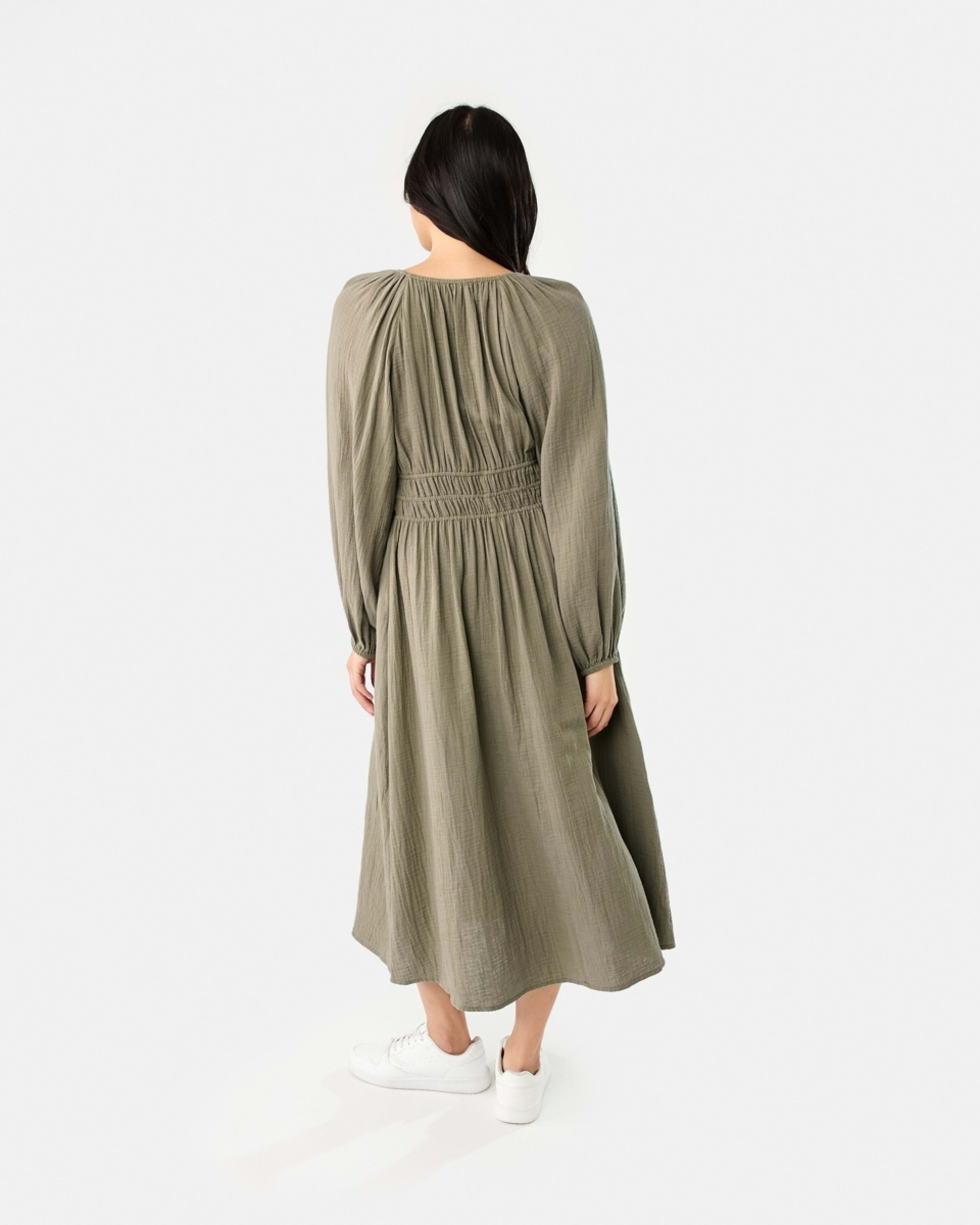 4 Long Sleeve Shirred Detail Midi Dress PAVEMENT GREY, 4 of 7