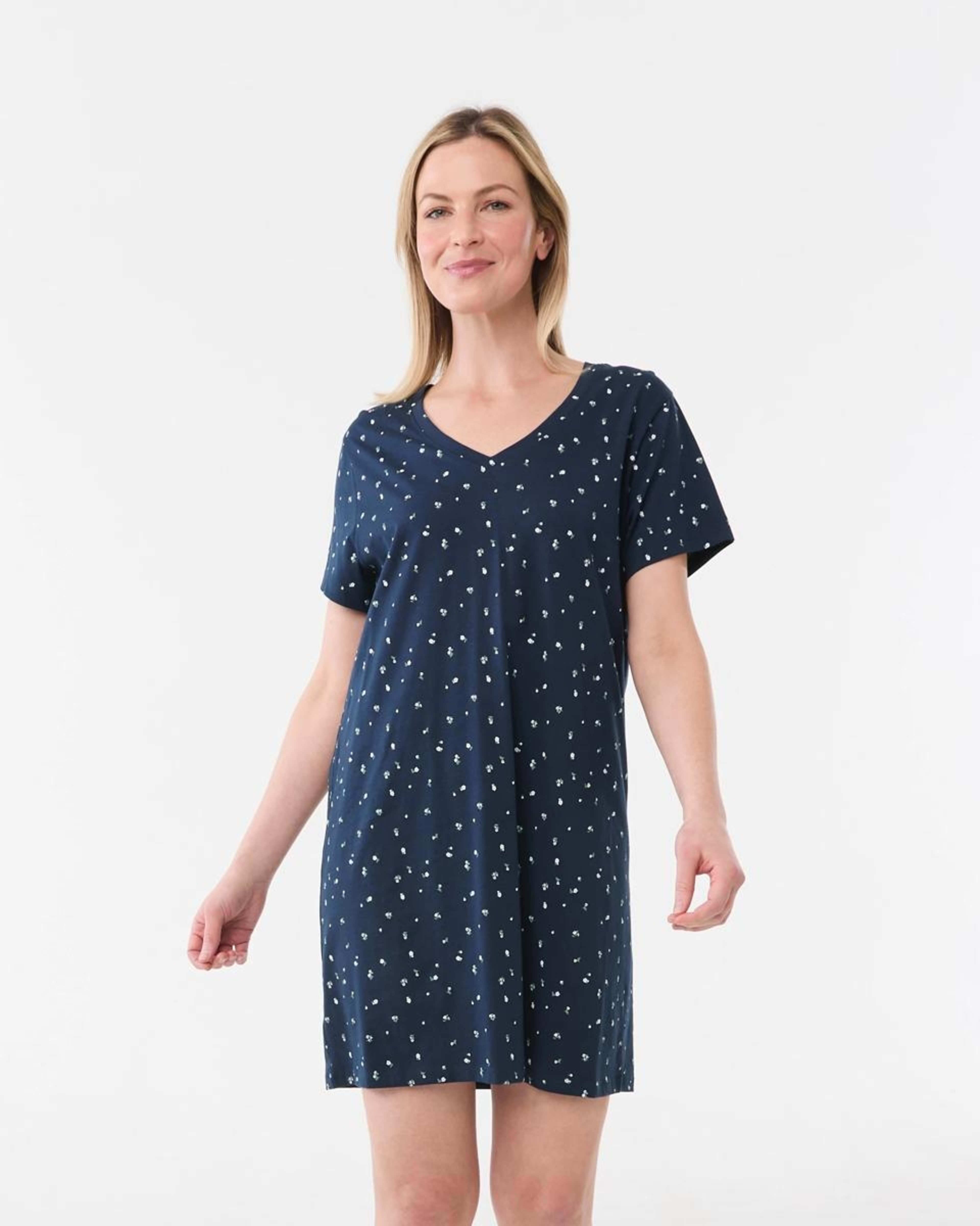 1 Short Sleeve V-Neck Nightie DITSY NAVY BLAZER