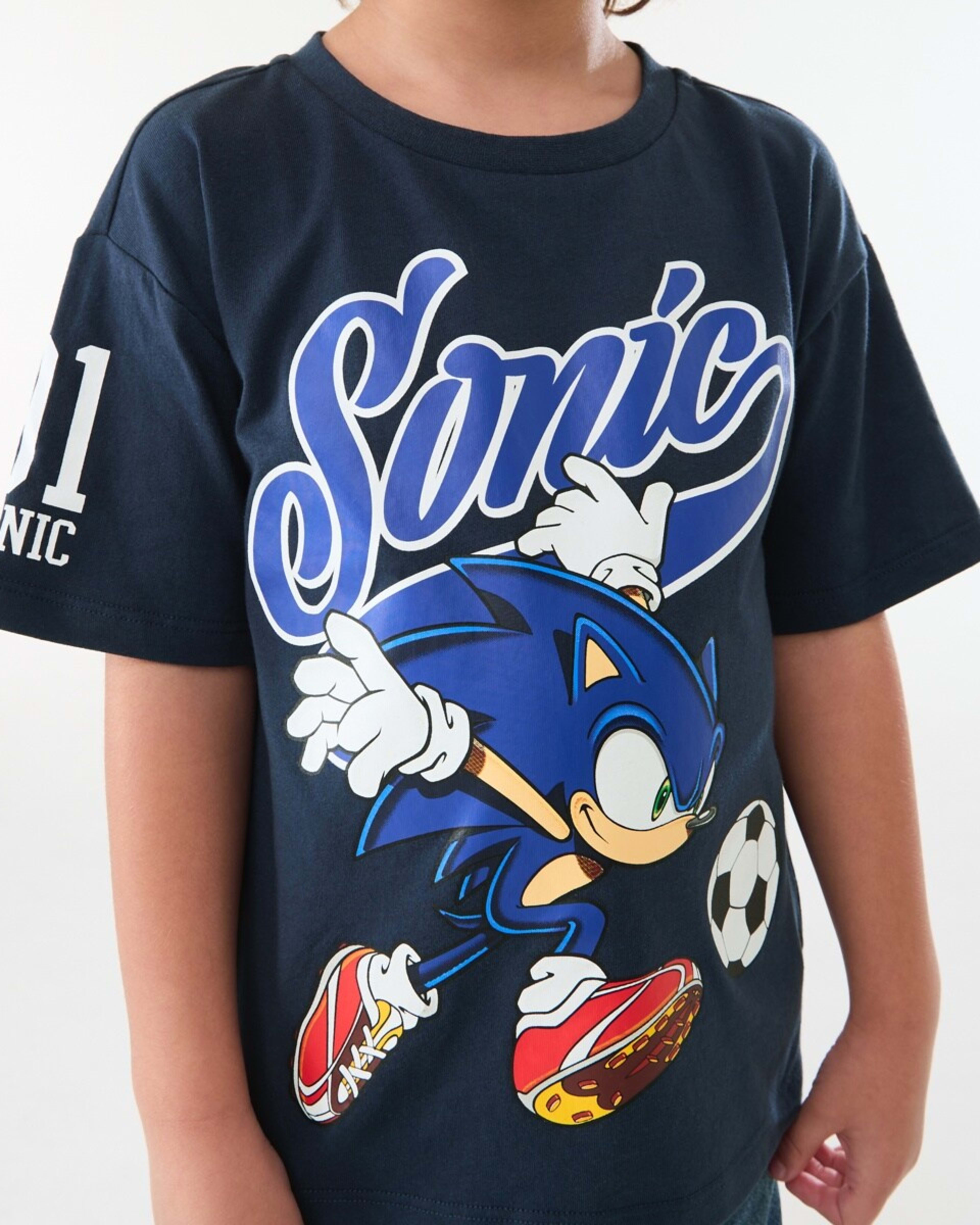 4 Sonic License T-shirt SONIC PLAYS SOCCER, 4 of 8