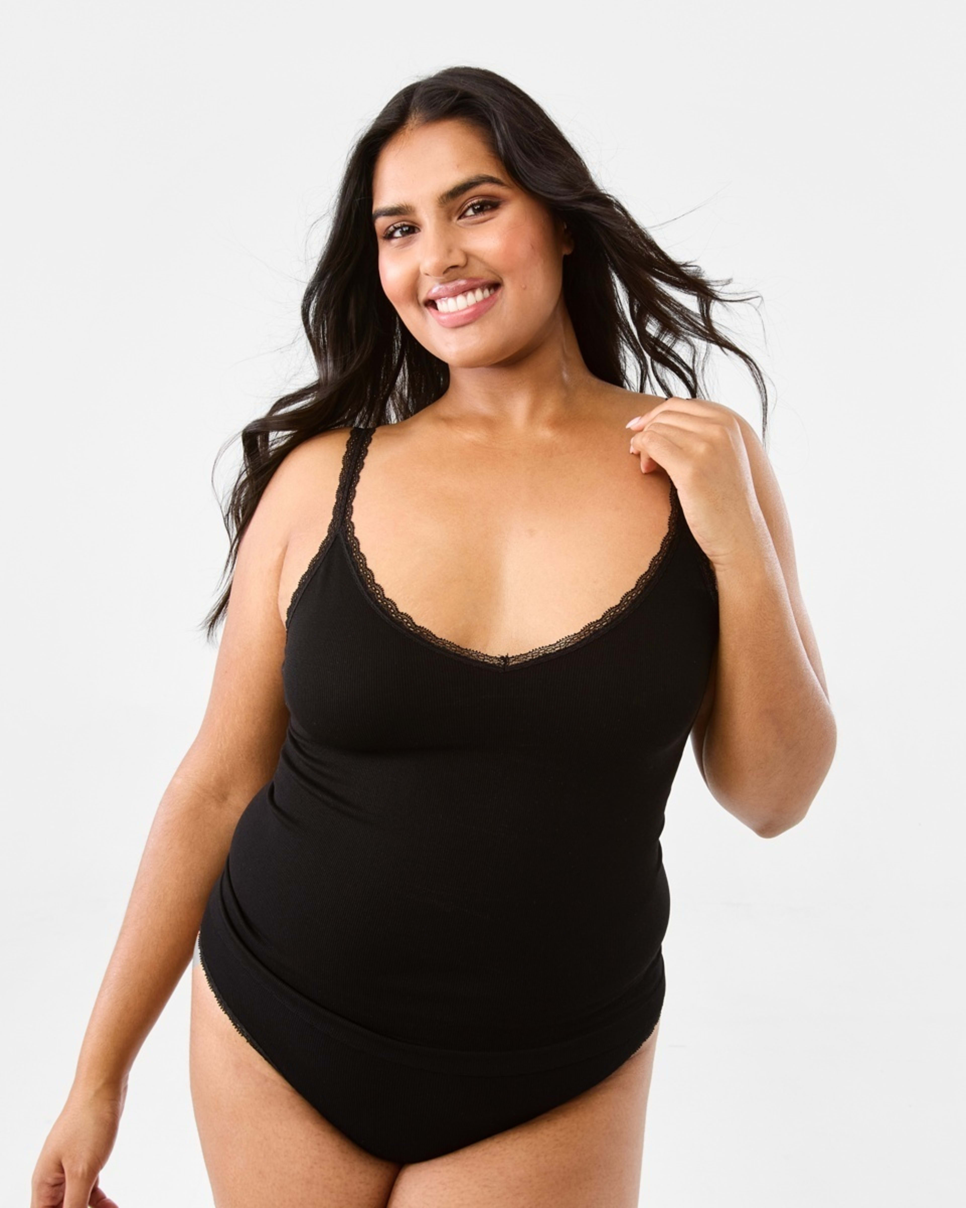 3 Ribbed Seamfree Cami Black, 3 of 9