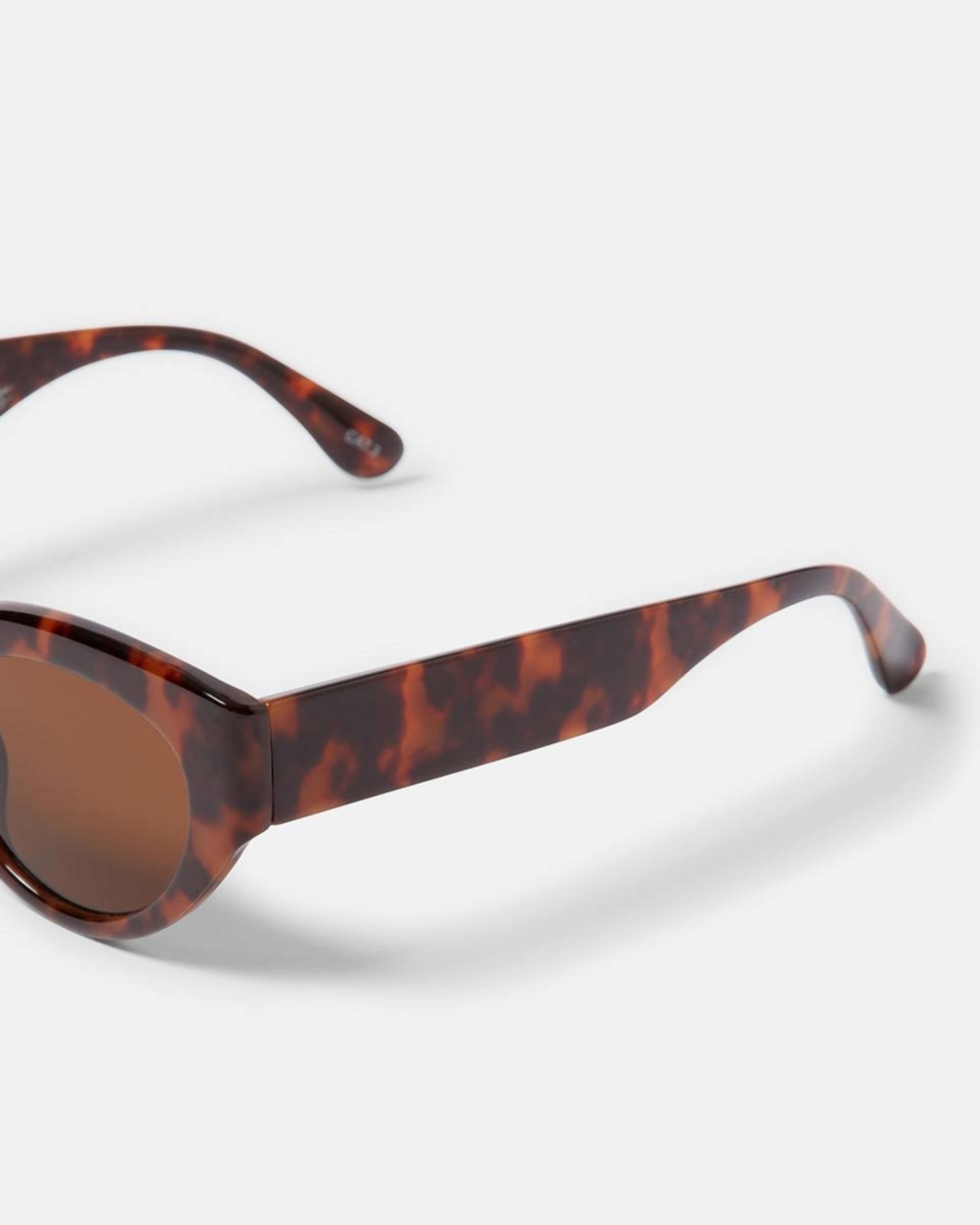 4 Basic Cateye Sunglasses Drk Tort, 4 of 6