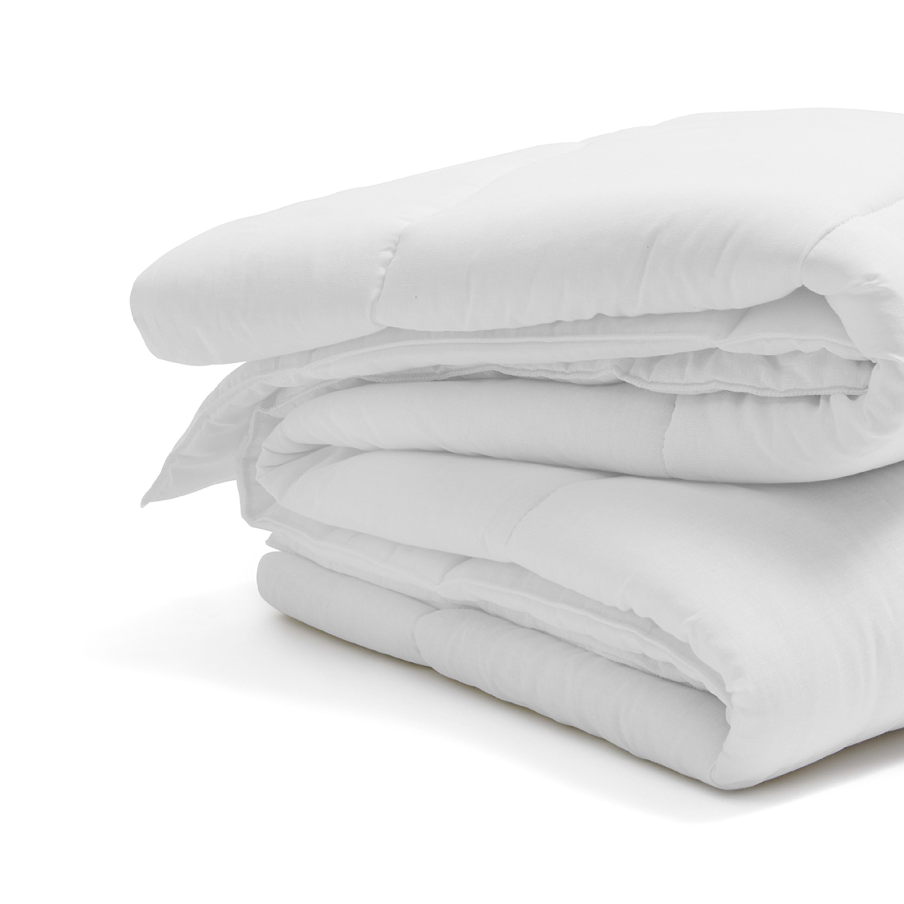 4 Medium Warmth All Seasons Quilt - Queen Bed, White, 4 of 6