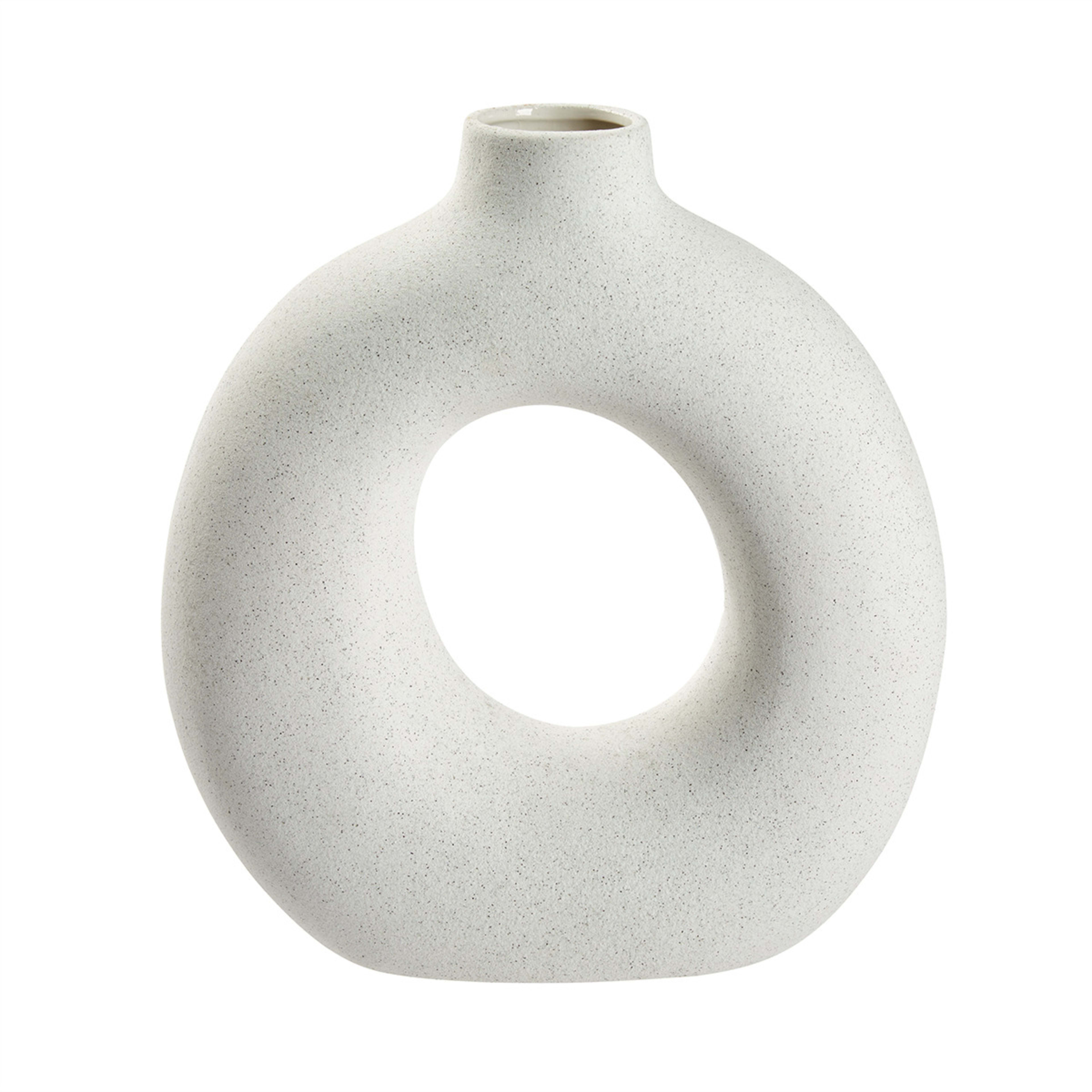 1 Large Circle Cut Out Vase