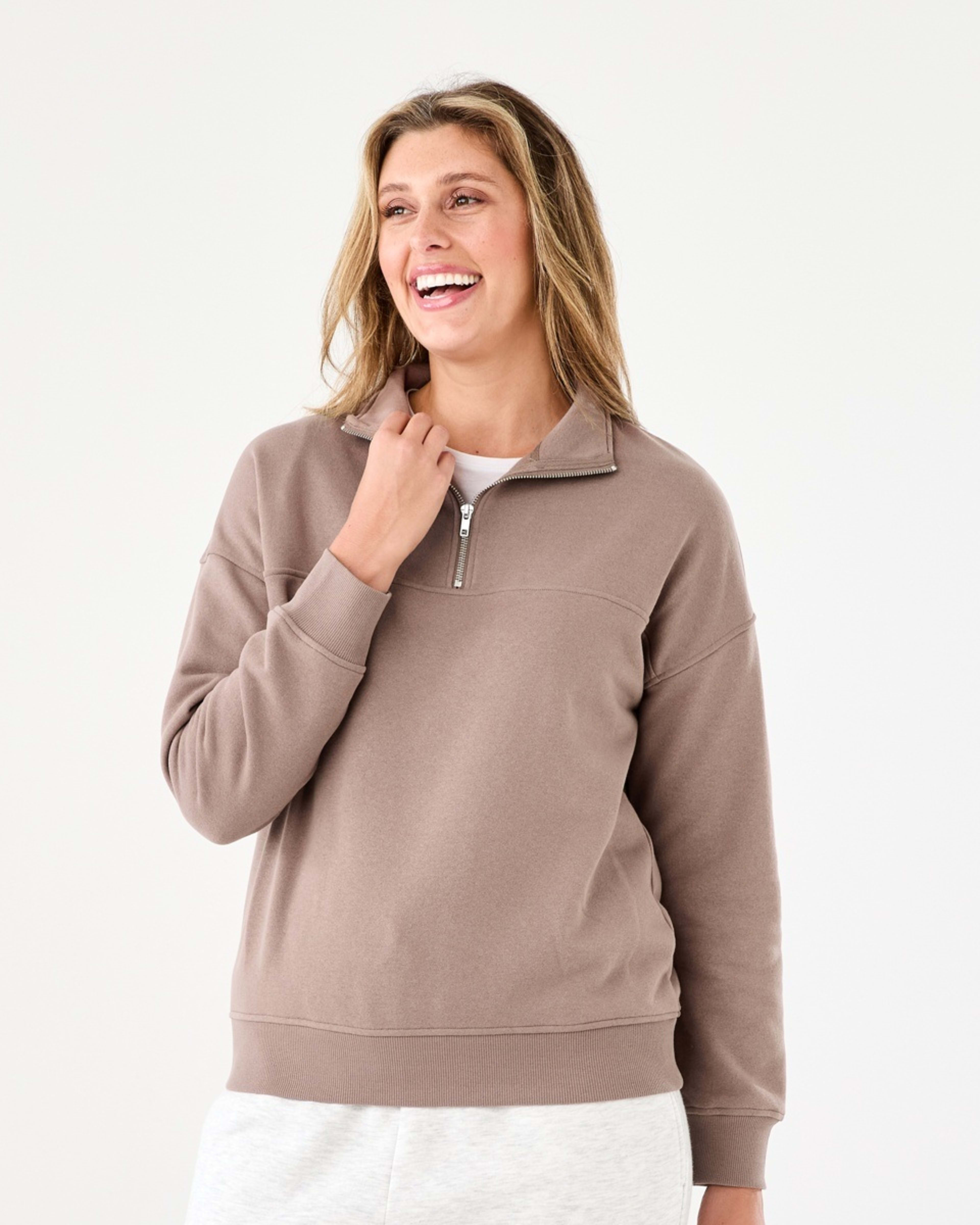 1 Quarter Zip Seam Front Sweatshirt Taupe Brn