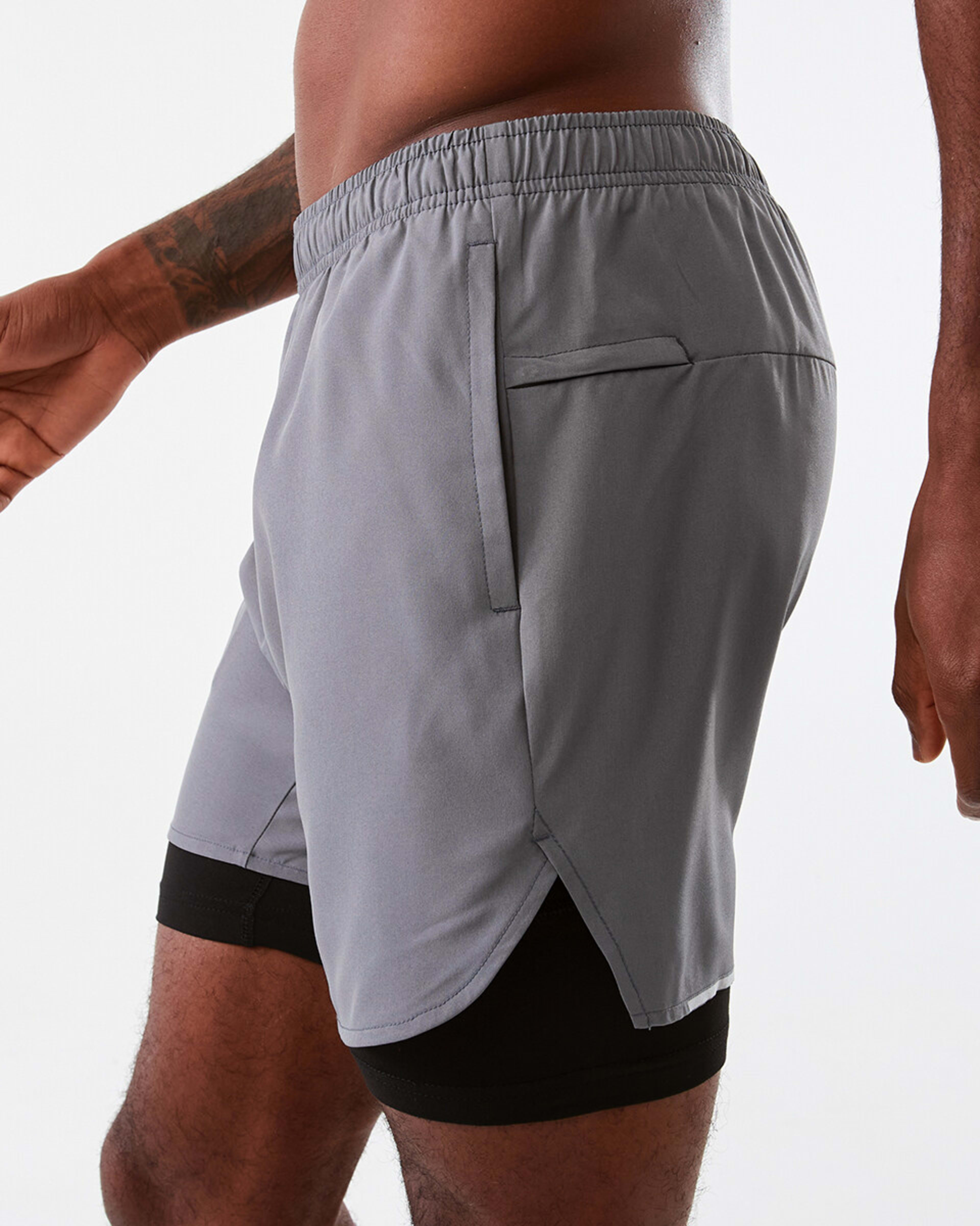 2 Active Mens Dual Layer Shorts QUIET SHADE, 2 of 7