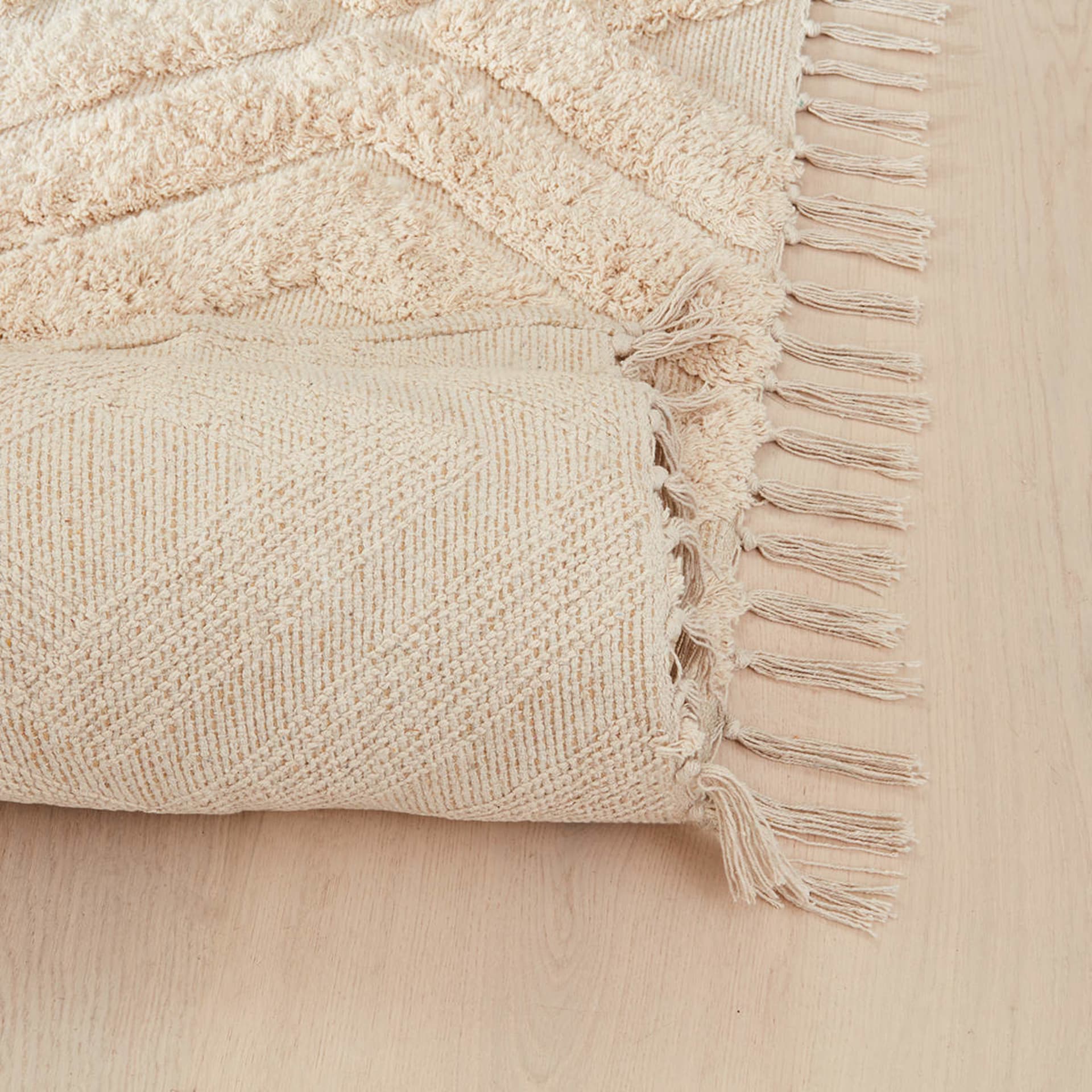 Tufted Rug Cream, Large 235cm x 160cm Kmart