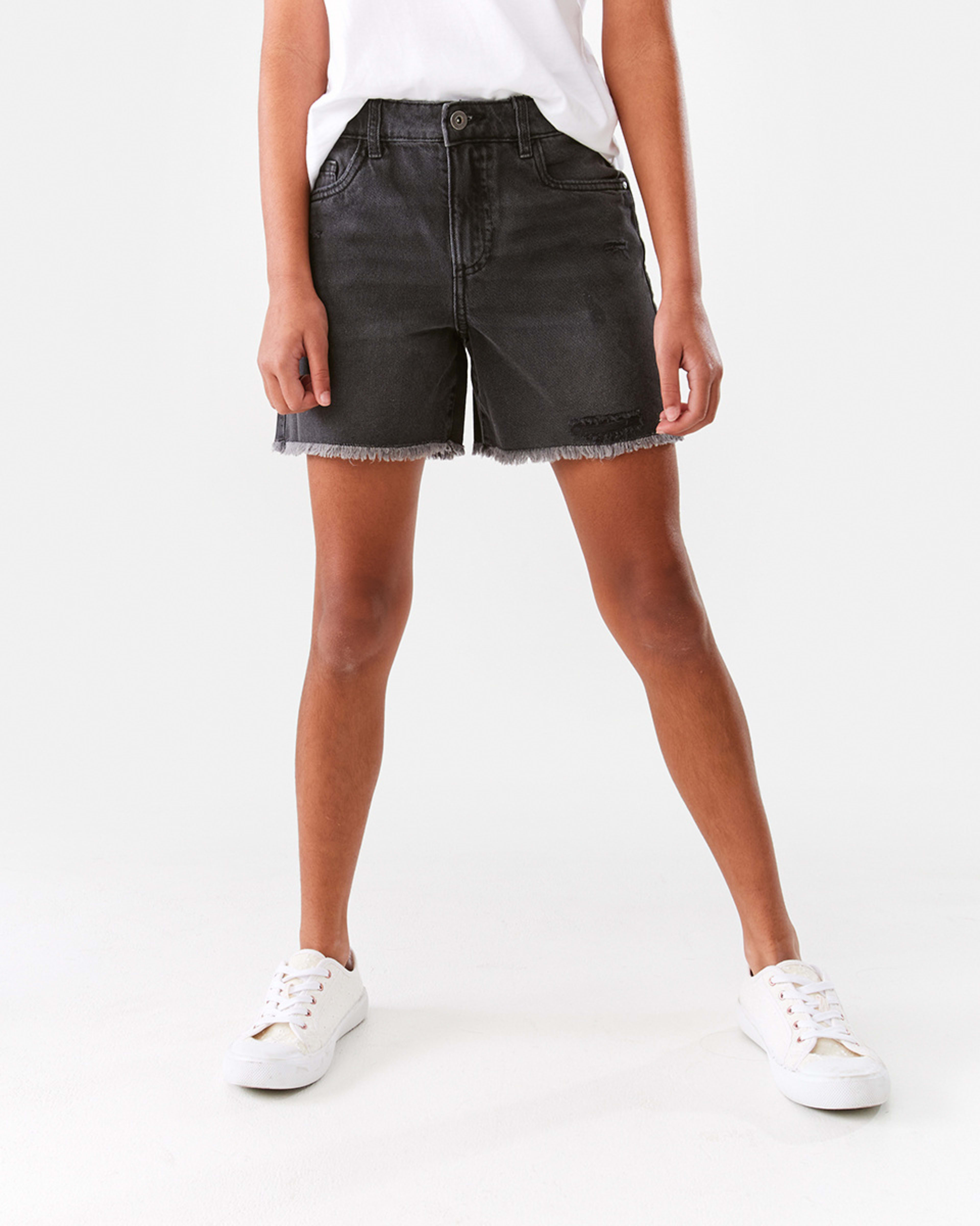 1 Bermuda Denim Shorts Blk Denim, 1 of 9
