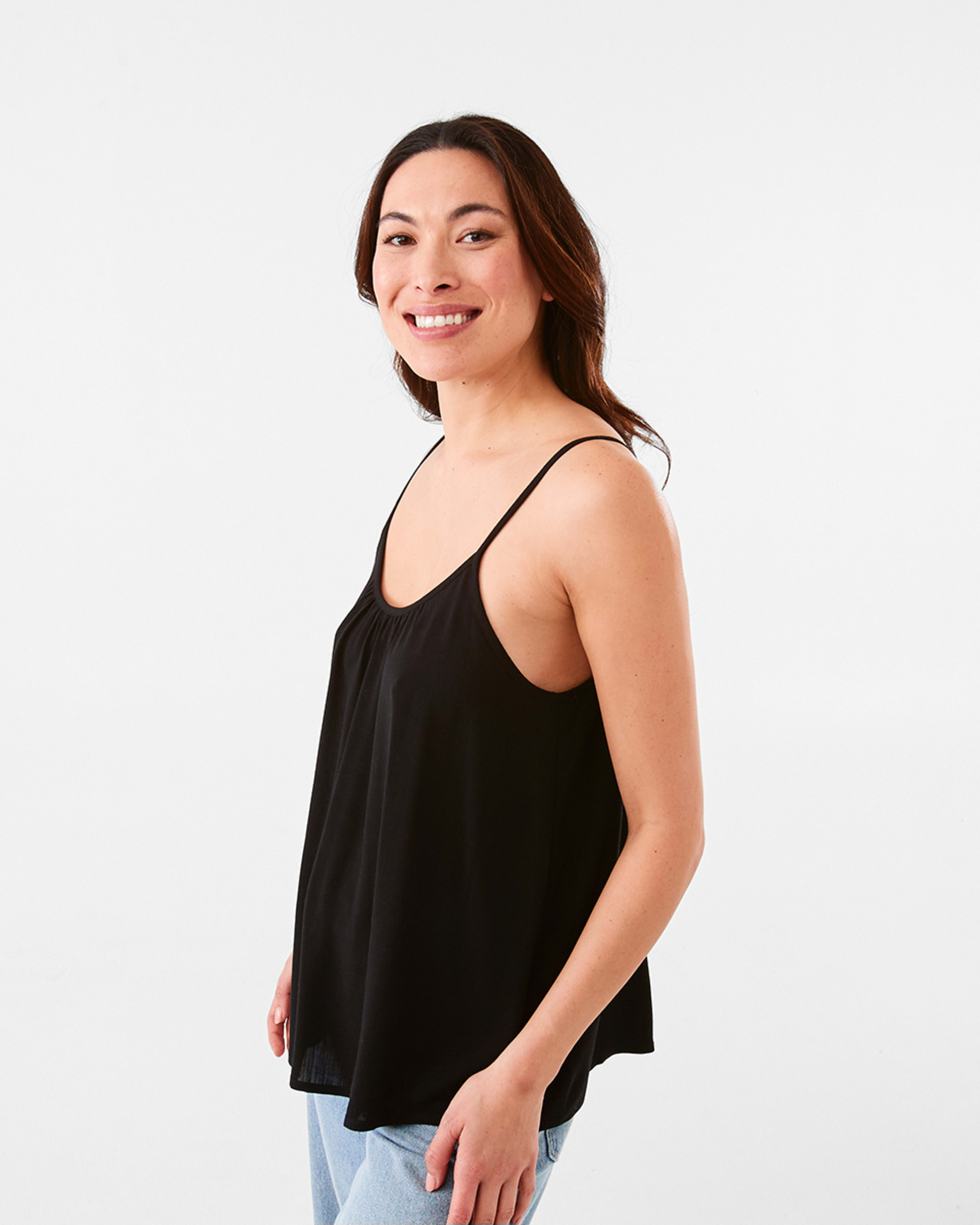 2 Sleeveless Gathered Cami Black, 2 of 6