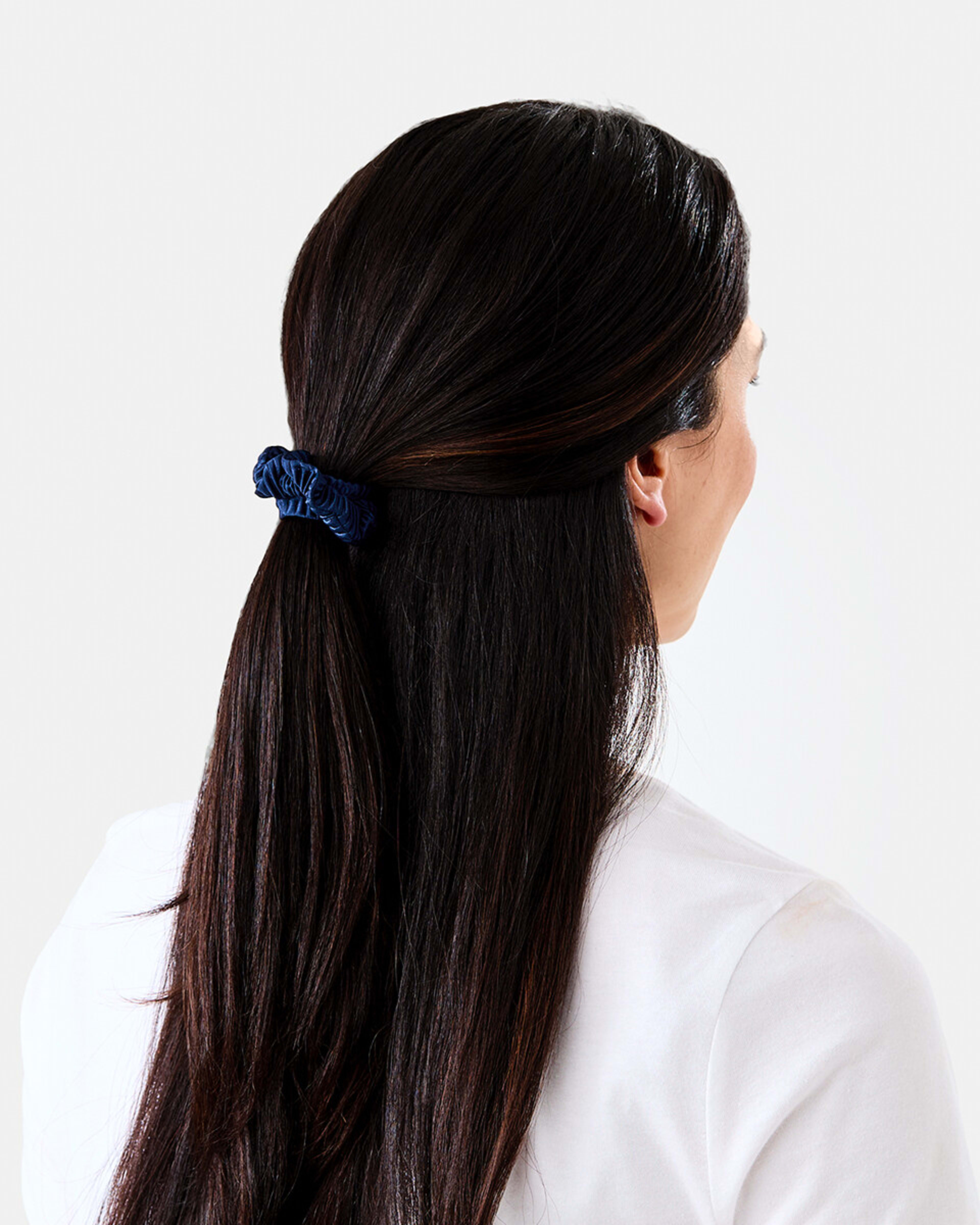 4 5 Pack Mini Textured Hair Scrunchies Navy, 4 of 5