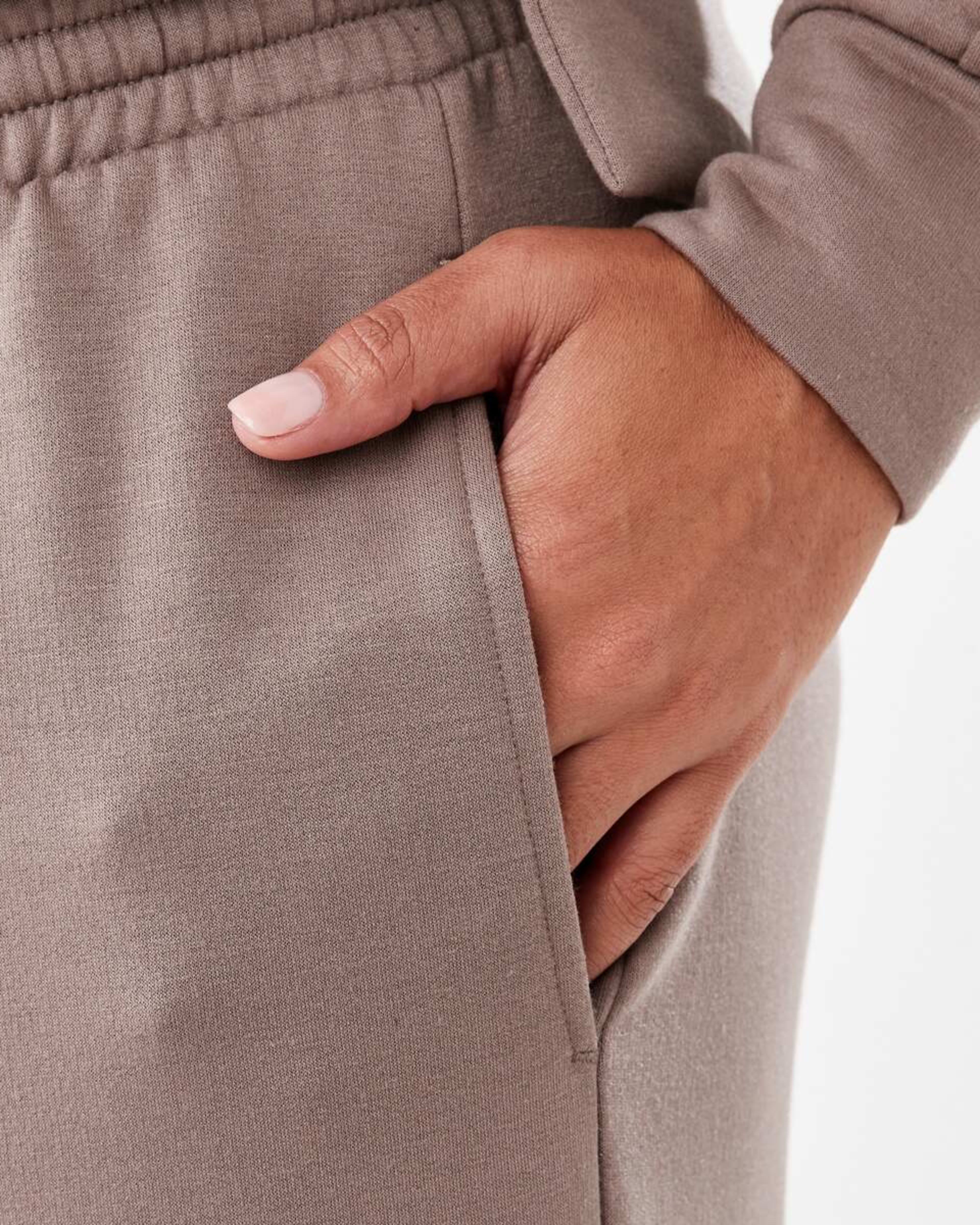 5 Soft Touch Wide Leg Trackpants Taupe Brn, 5 of 5