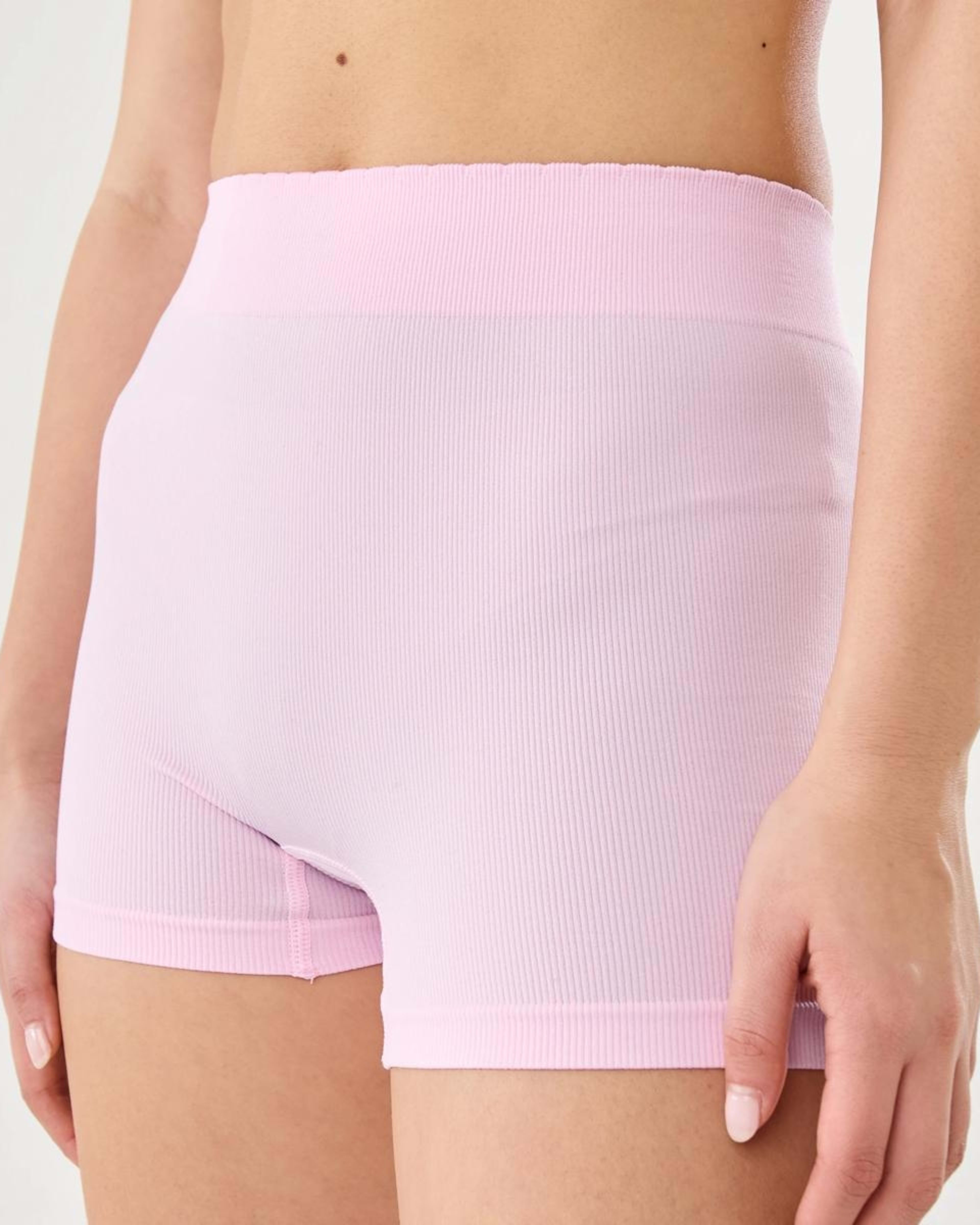 4 3 Pack Seamfree Rib Boyleg Shorties BERRY, WHITE, PINK LADY, 4 of 6
