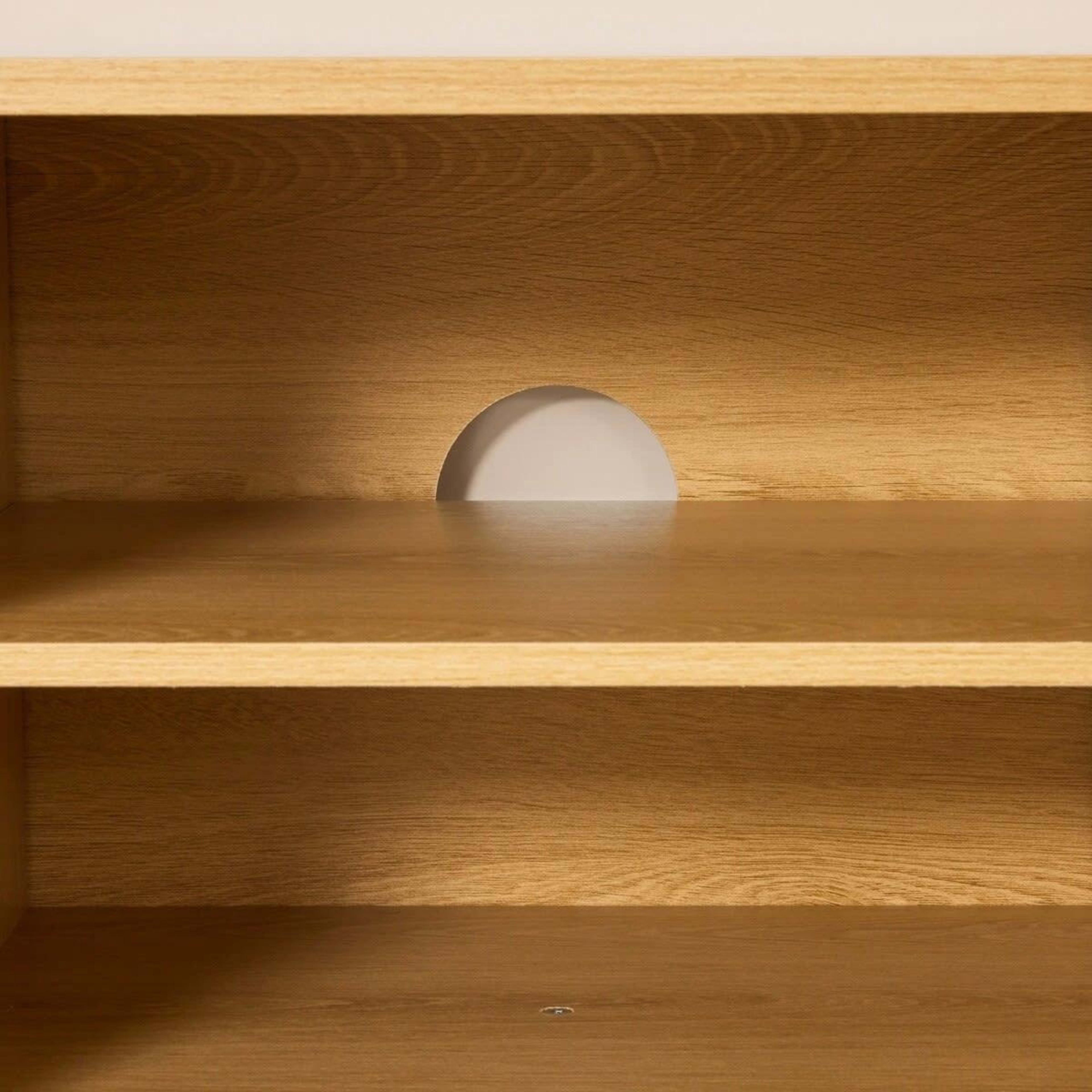 8 Ryan Entertainment Unit, 8 of 9