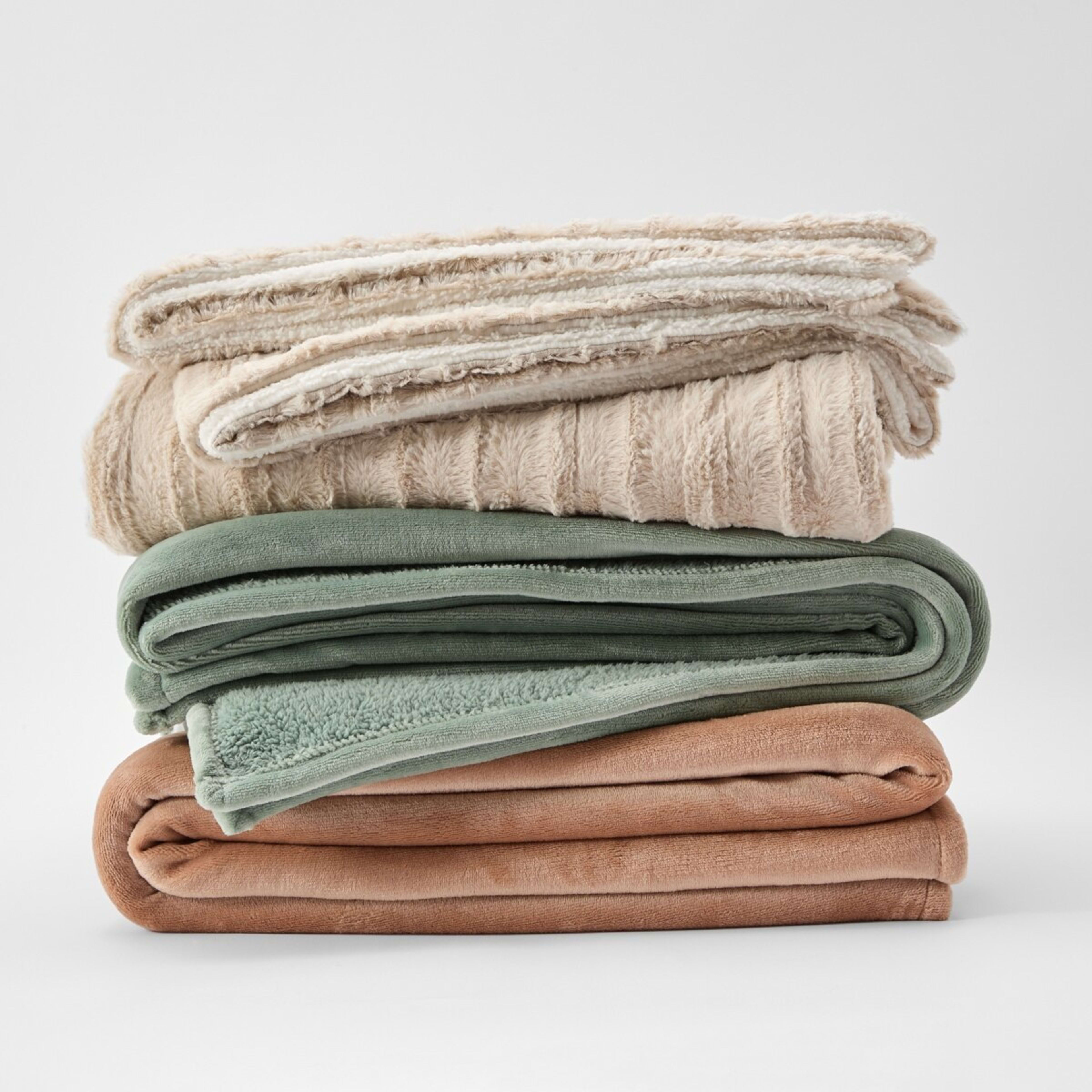 8 Soft Fleece Blanket - Double/Queen Bed, Natural, 8 of 8