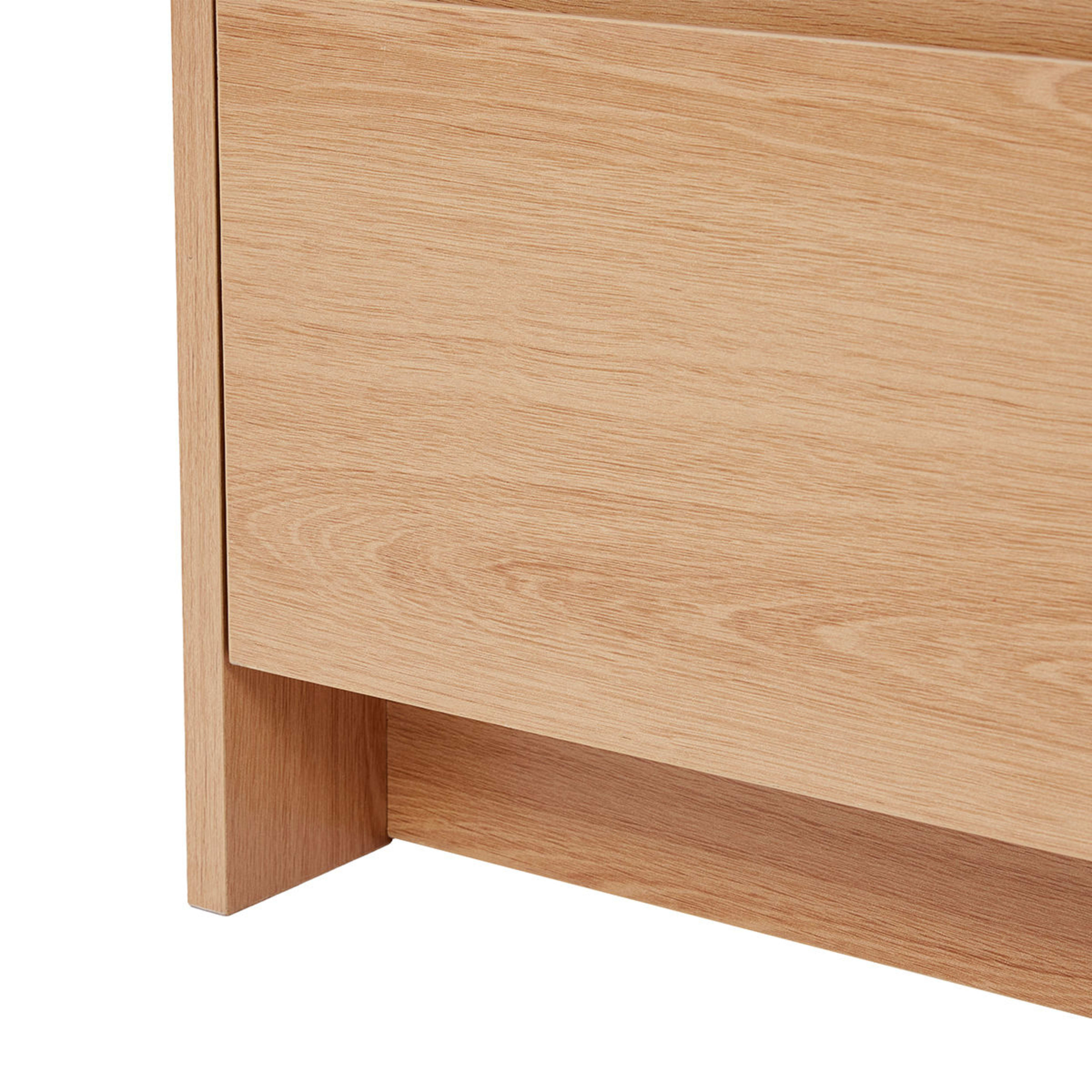 7 Lyn Chest of Drawers, 7 of 10