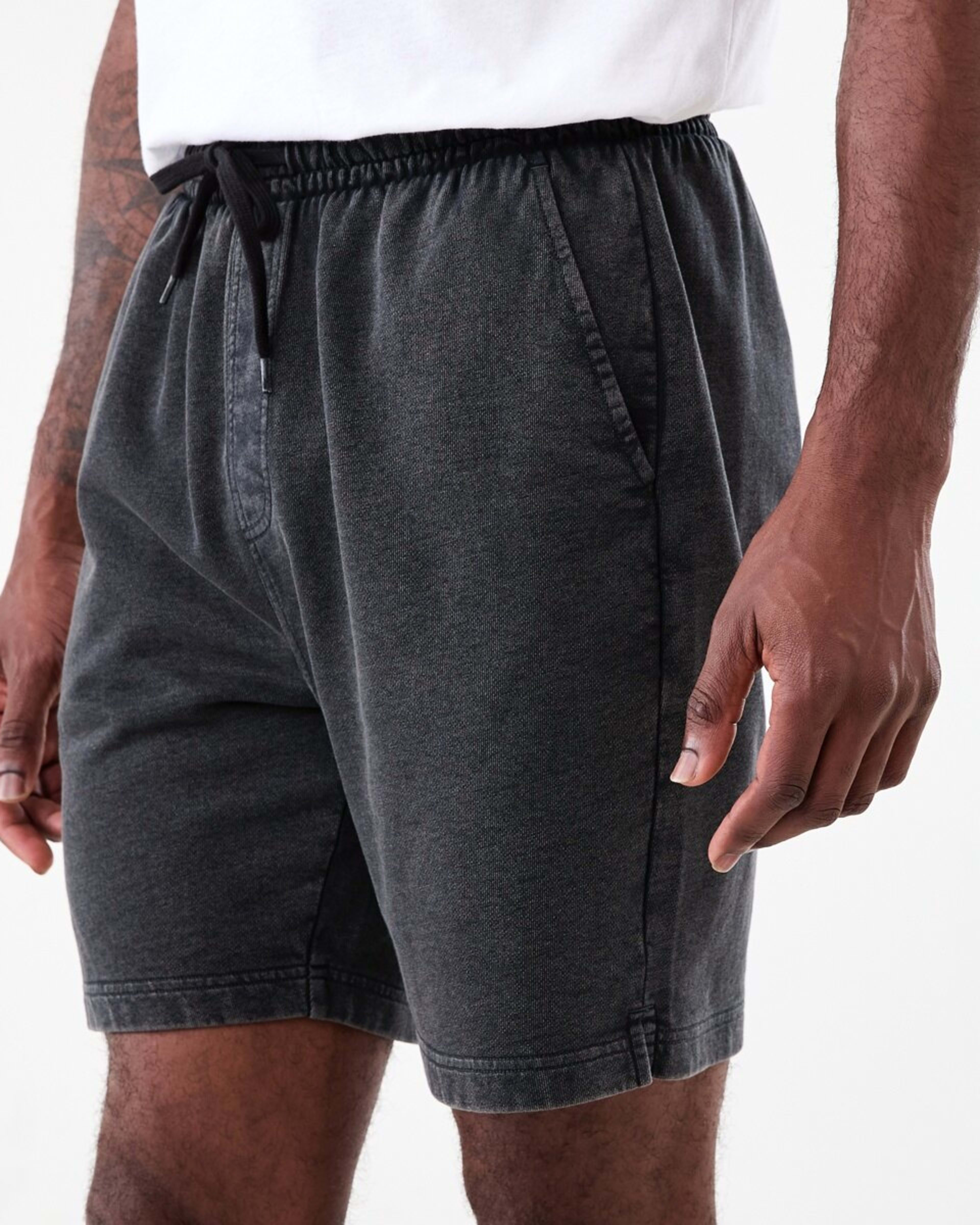 2 Terry Knit Shorts Black, 2 of 6