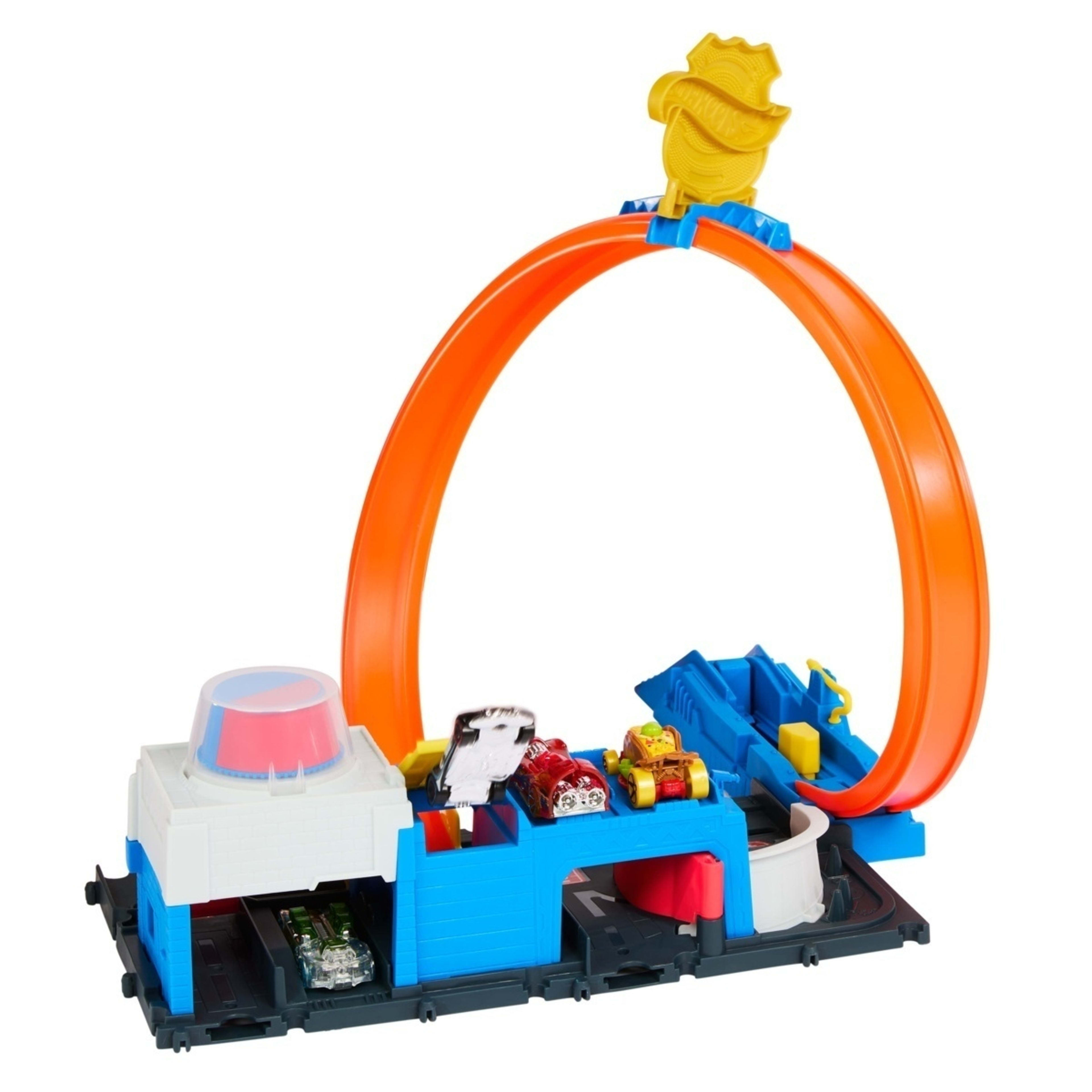 3 Hot Wheels City Super Police Station Playset, 3 of 5