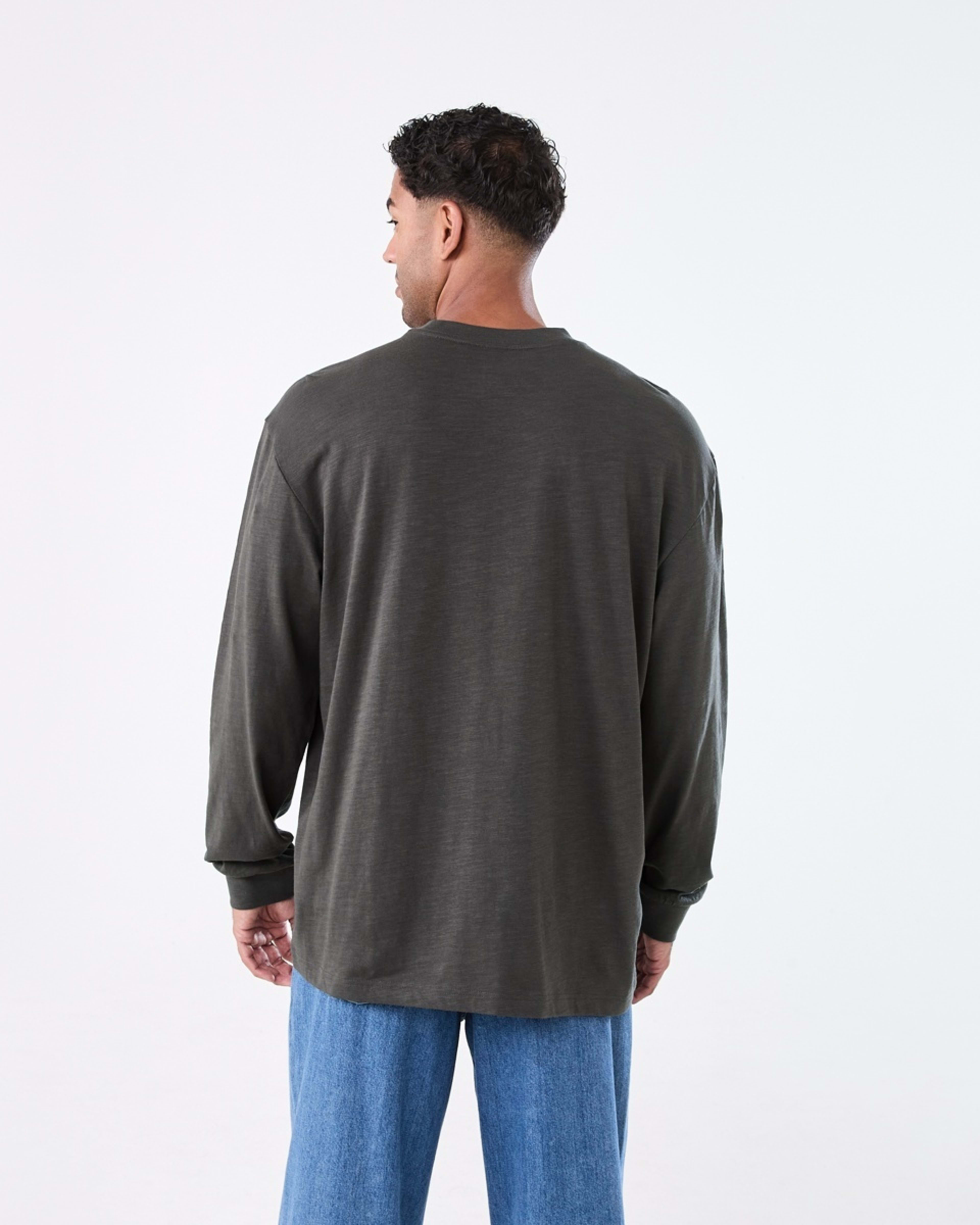 3 Long Sleeve Oversized Slub Pocket T-shirt VOLCANIC ROCK, 3 of 6