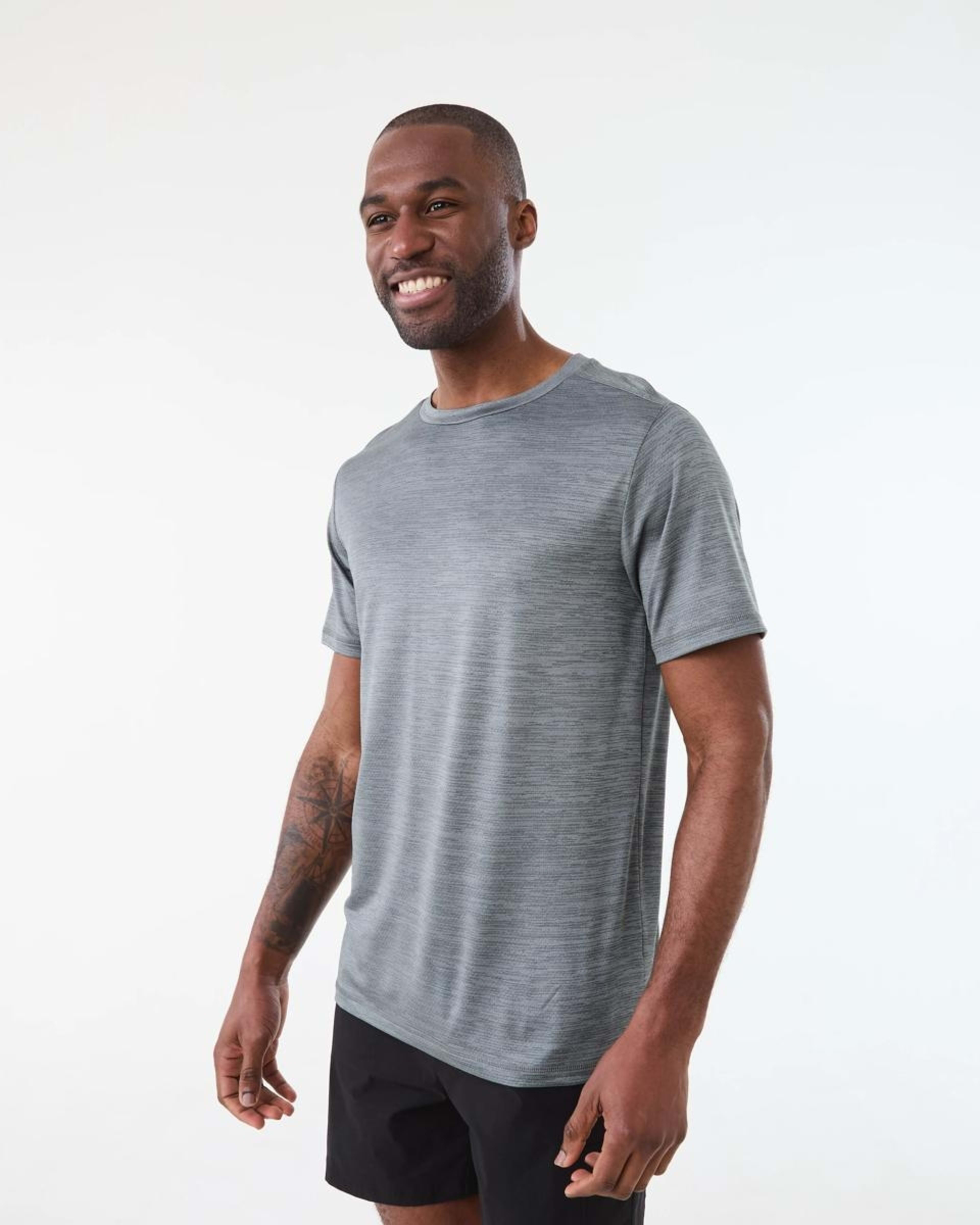 2 Active Mens Crew Neck Cationic T-shirt QUIET SHADE, 2 of 5