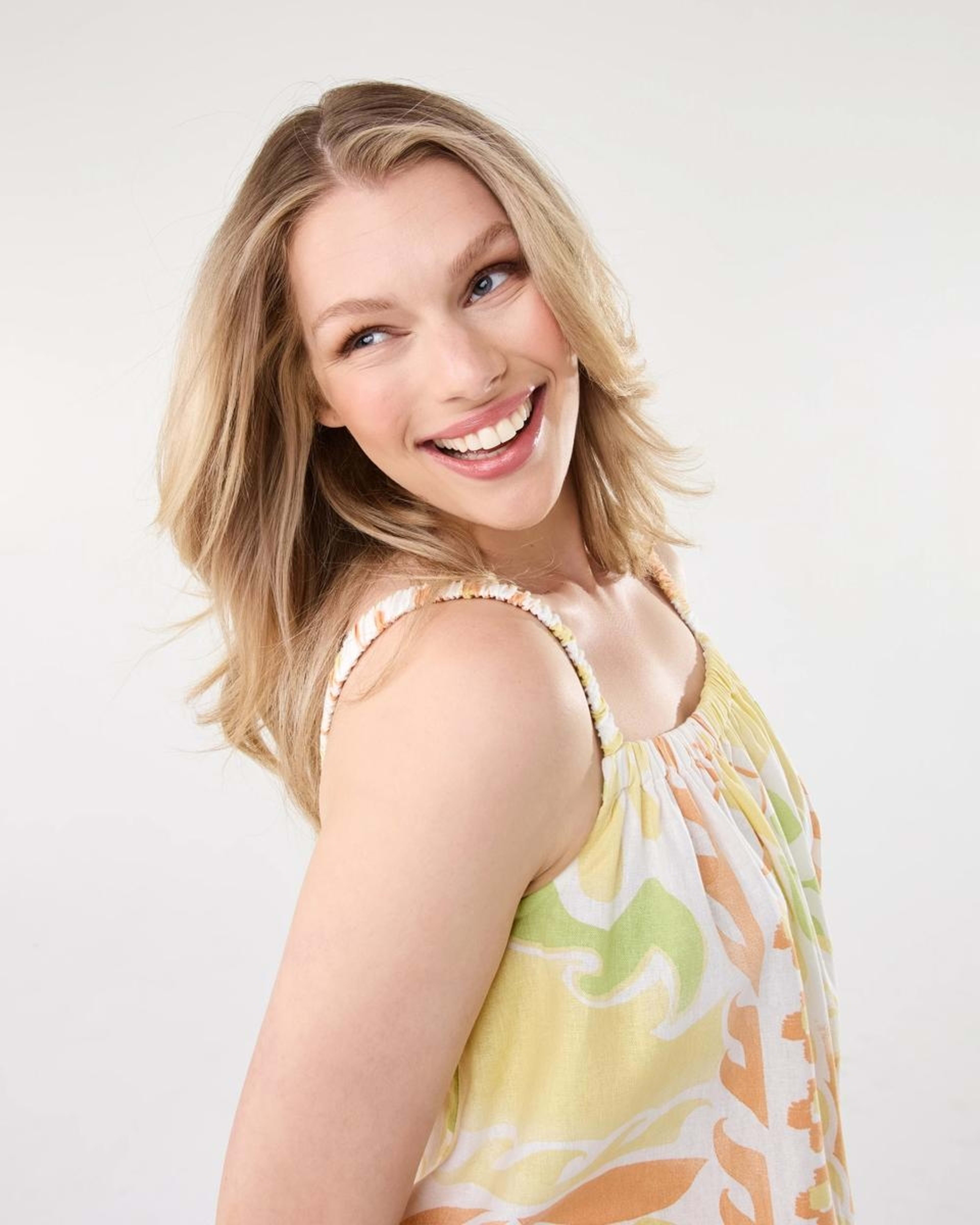 5 Sleeveless Square Neck Linen Blend Top Smmer Tile, 5 of 9