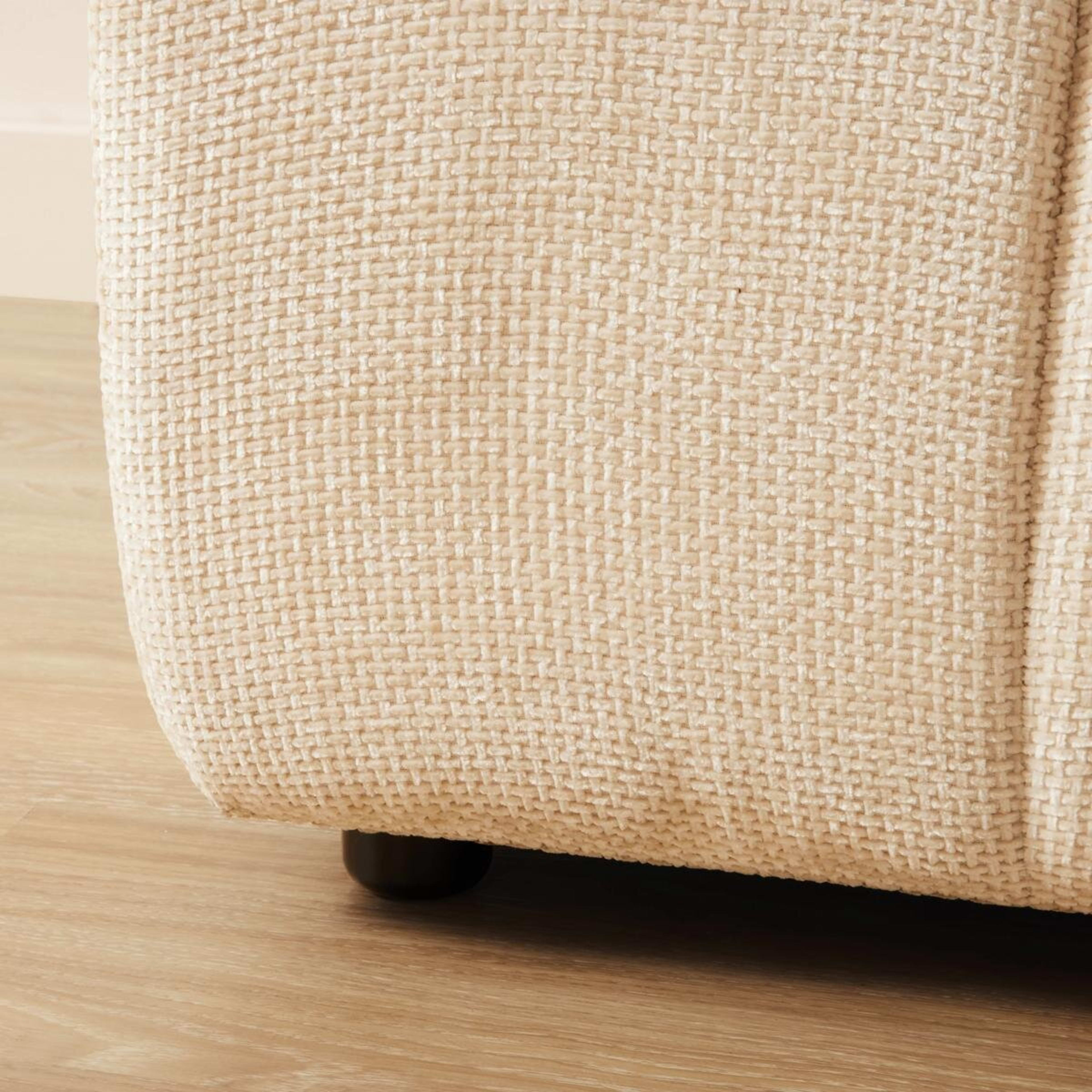 7 Mali Lounge Chair, 7 of 7