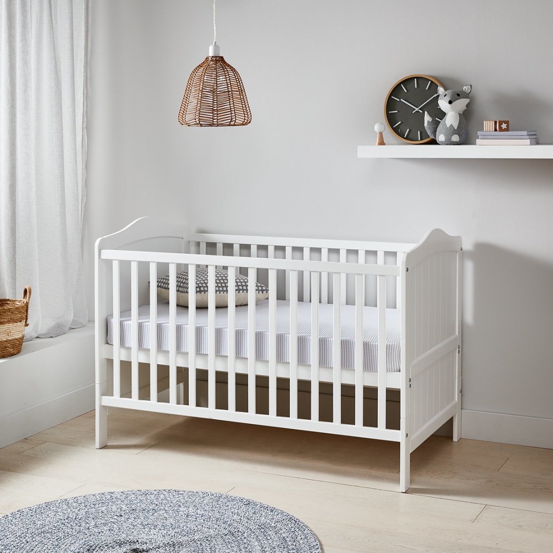 2-in-1 Wooden Cot - White - Kmart