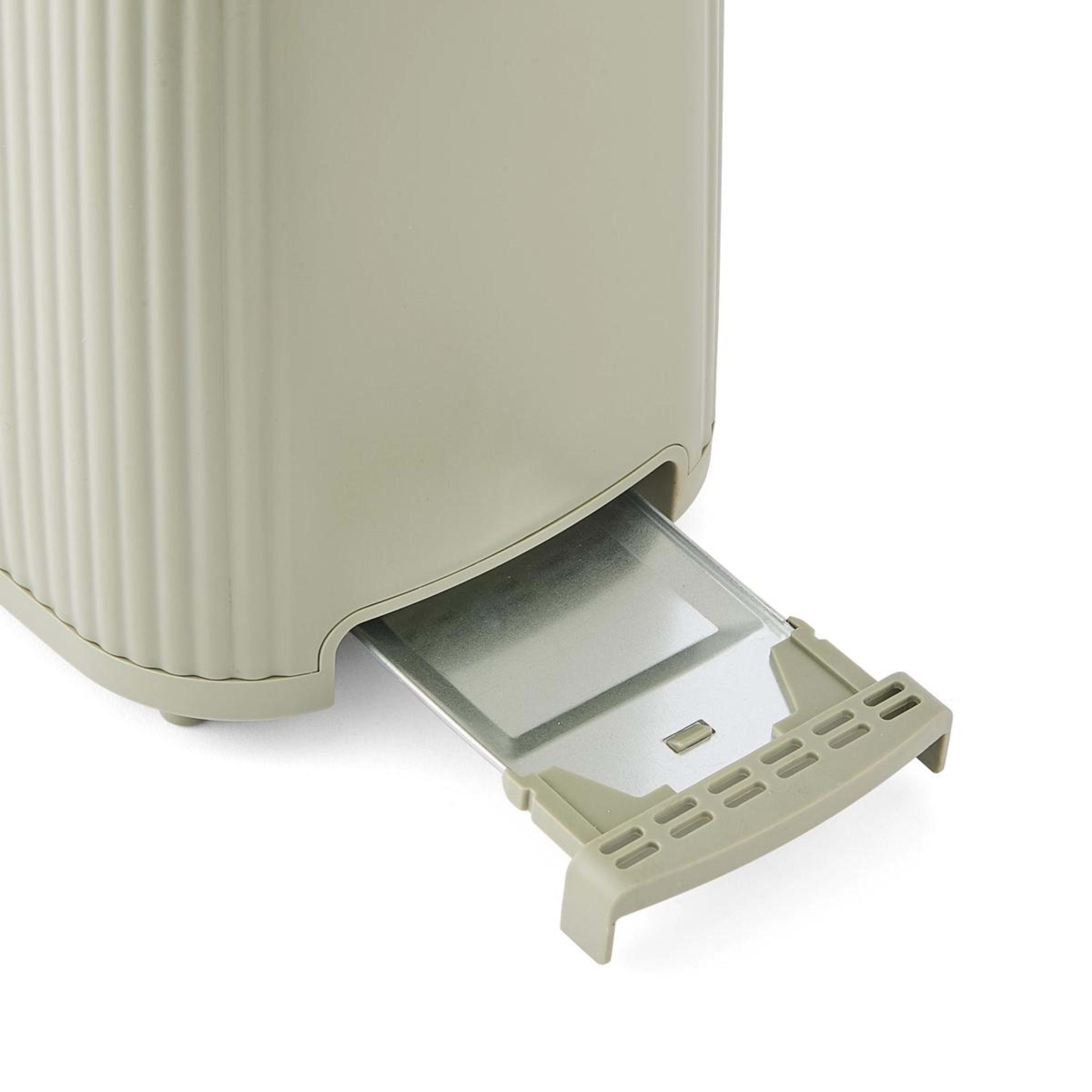 8 2 Slice Linear Toaster - Green, 8 of 8
