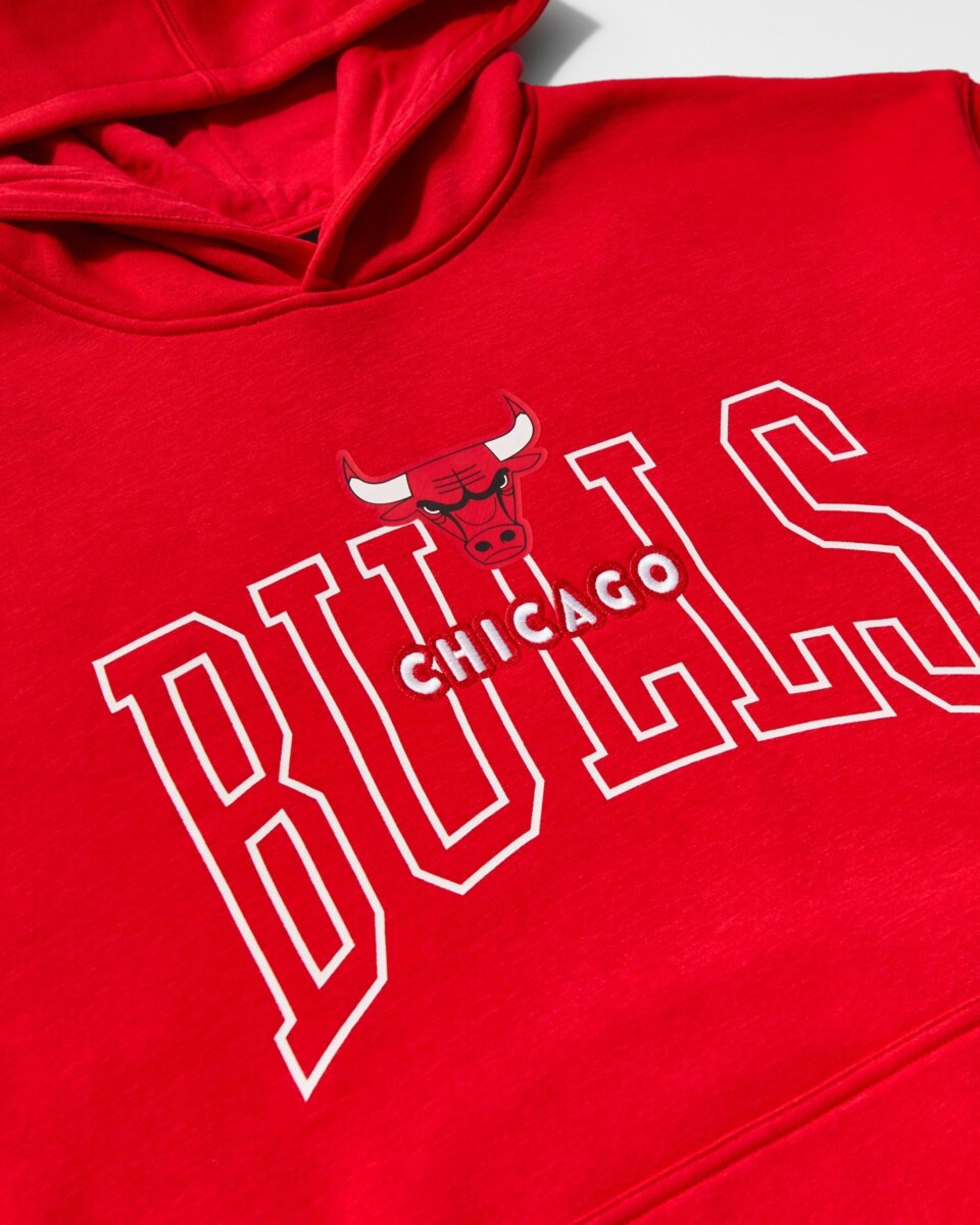 3 Official NBA Adult Lounge Hoodie Bulls 7c3s, 3 of 4