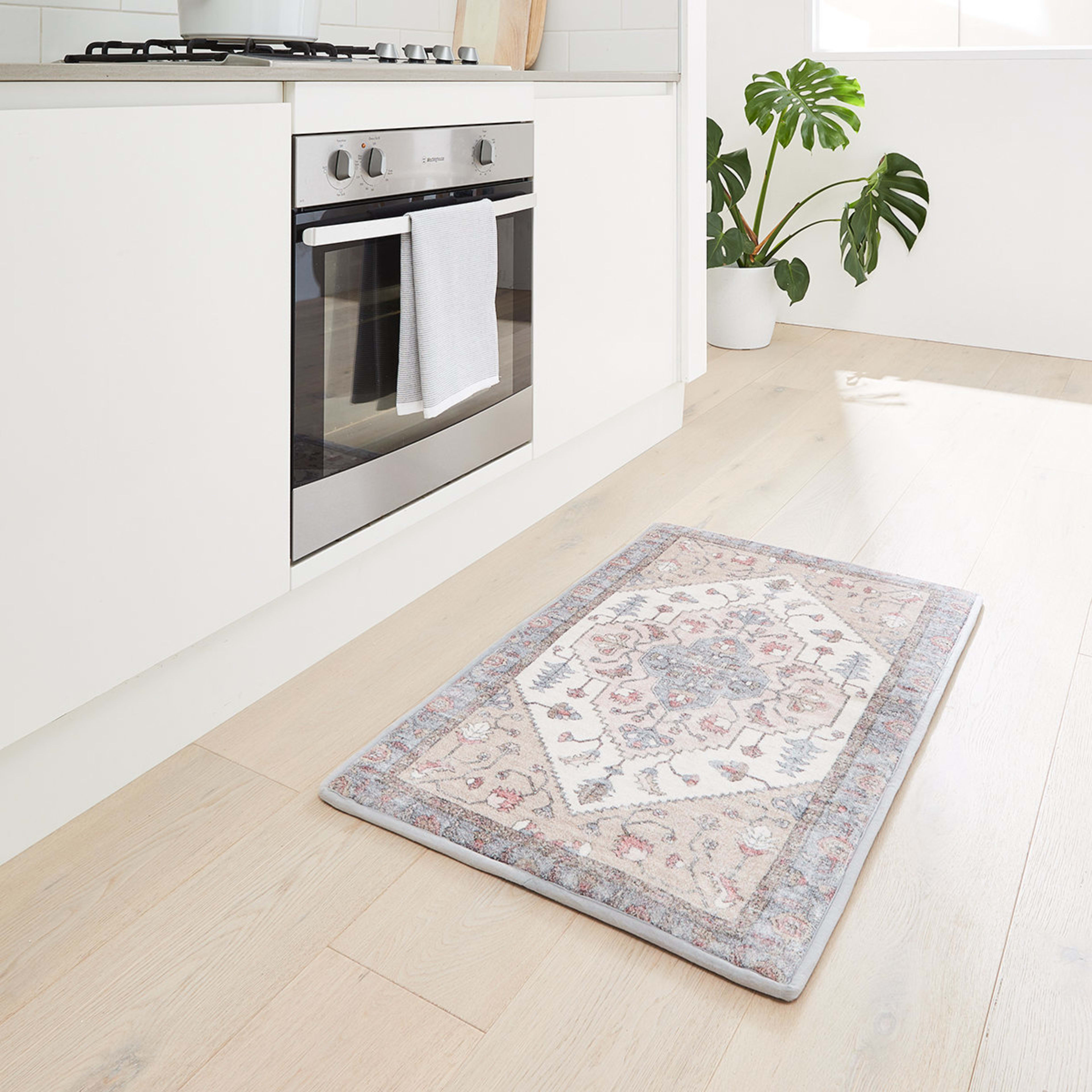 1 Emi Aztec Kitchen Mat
