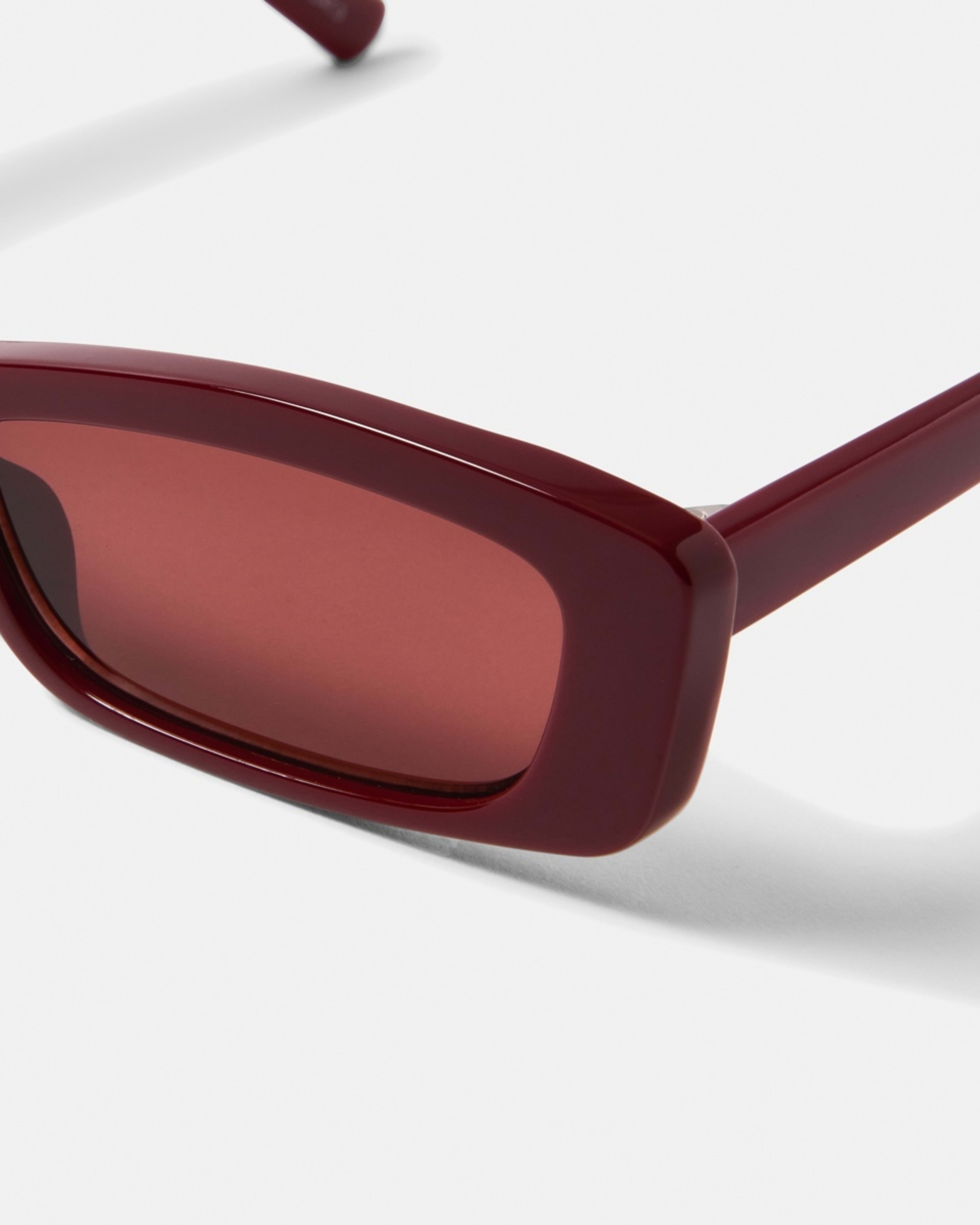 3 Womens Slim Rectangle Sunglasses BURGUNDY CHERRY, 3 of 6