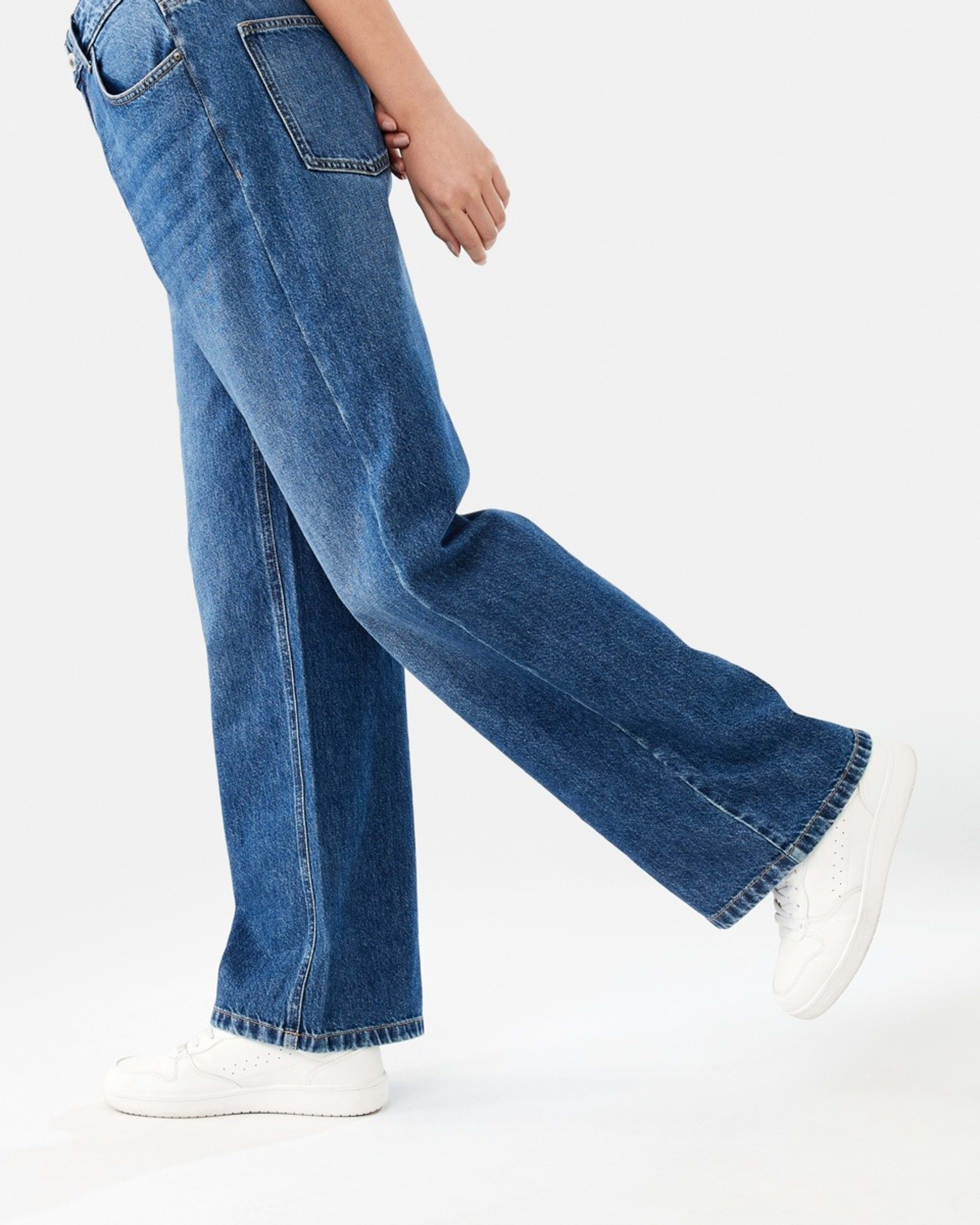 9 Straight Leg Jeans DARK WASH, 9 of 11