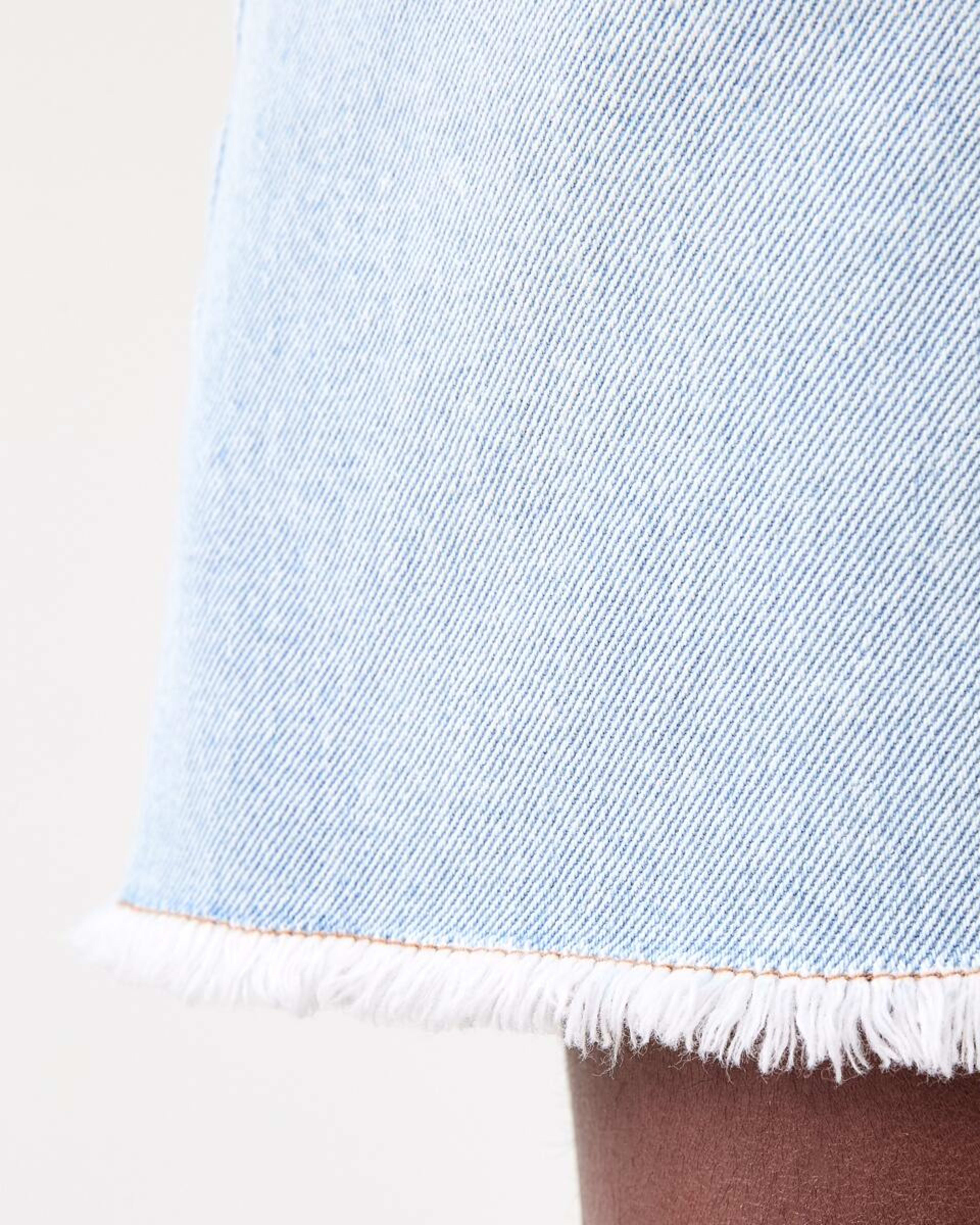 5 Relaxed Denim Shorts with Frayed Hem LIGHT WASH, 5 of 7