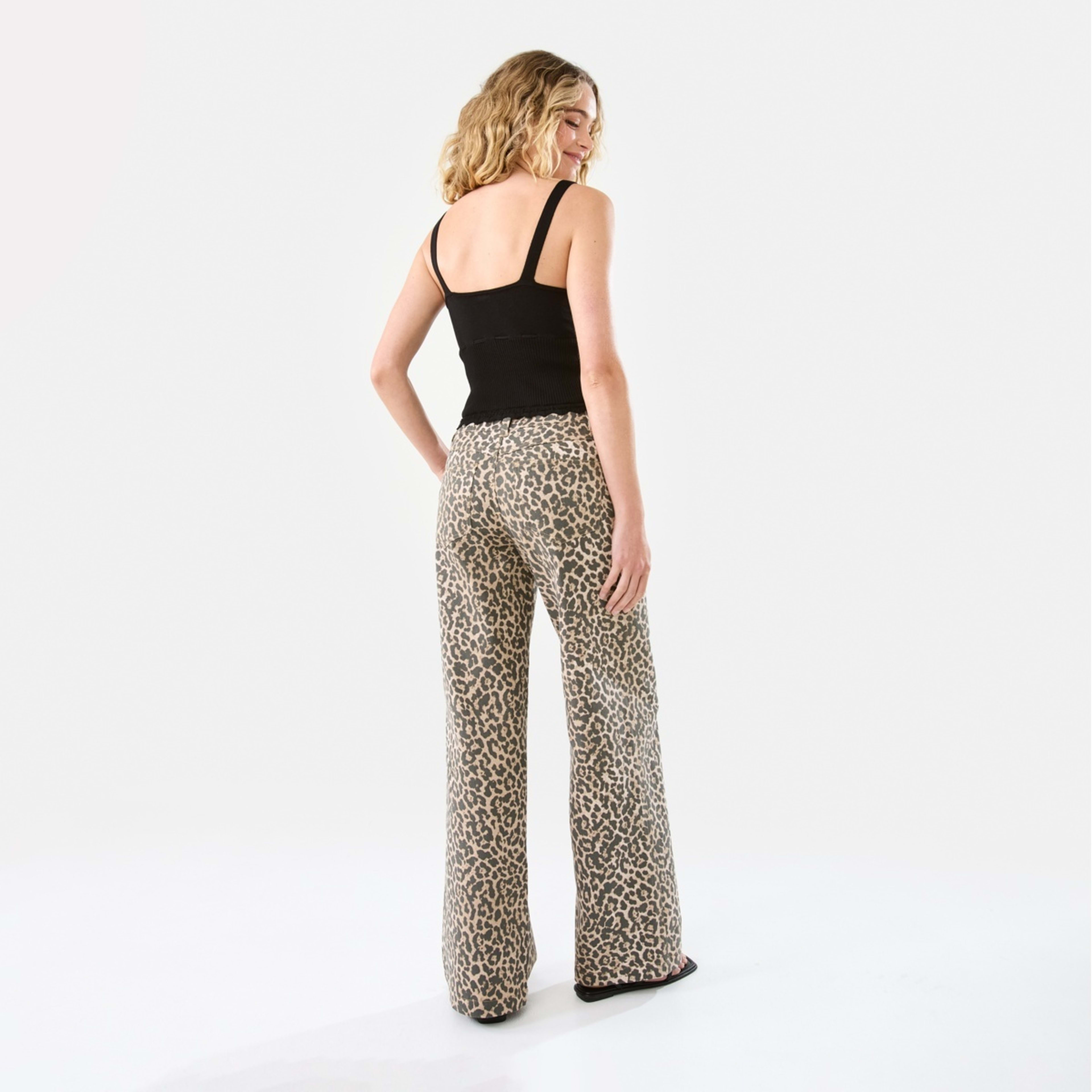 6 Leopard Jeans Leopard, 6 of 10