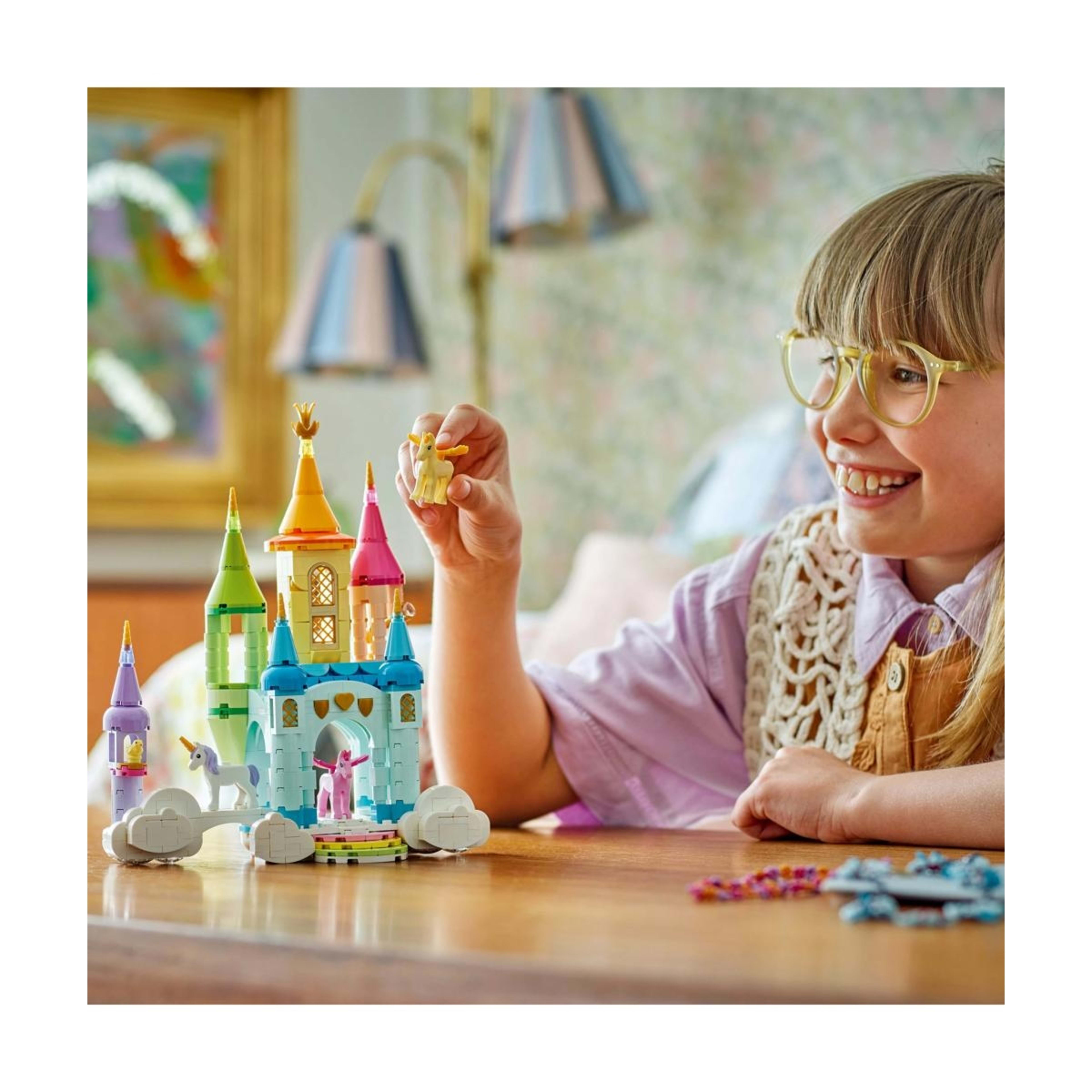 8 LEGO Creator Unicorn Castle 31175, 8 of 10