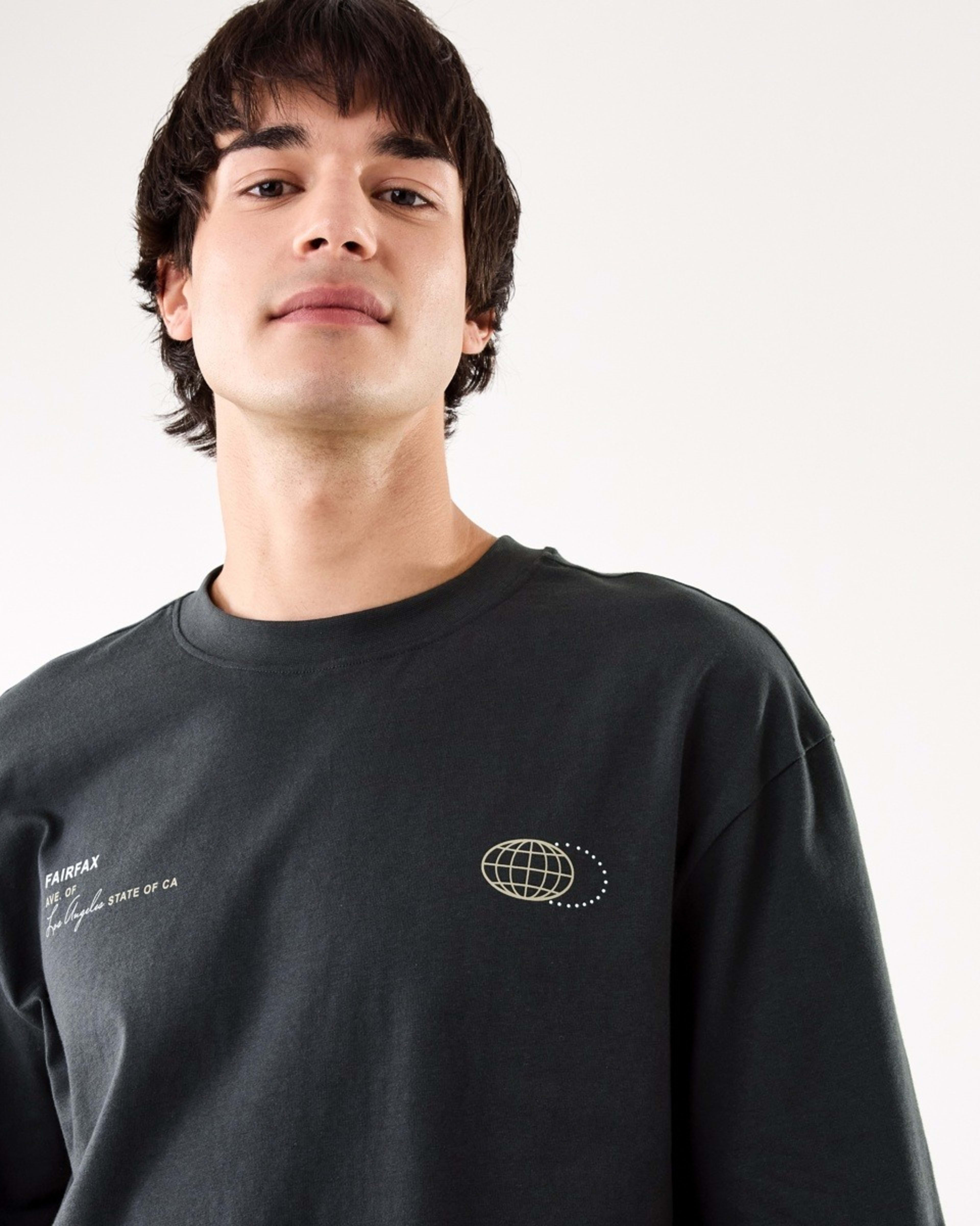 5 Oversized Print T-shirt Fairfax, 5 of 10