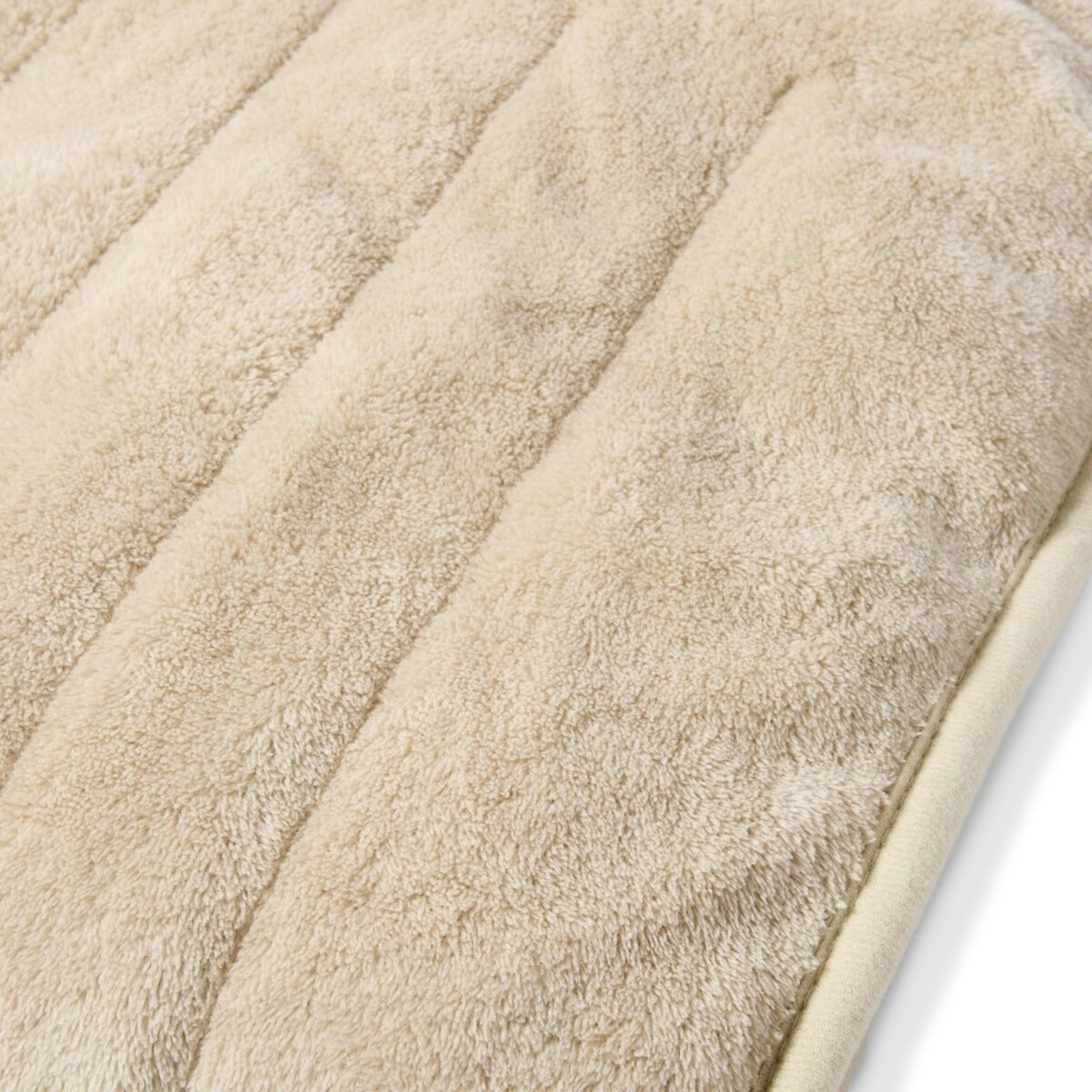 5 Heated Throw - Natural, 5 of 6