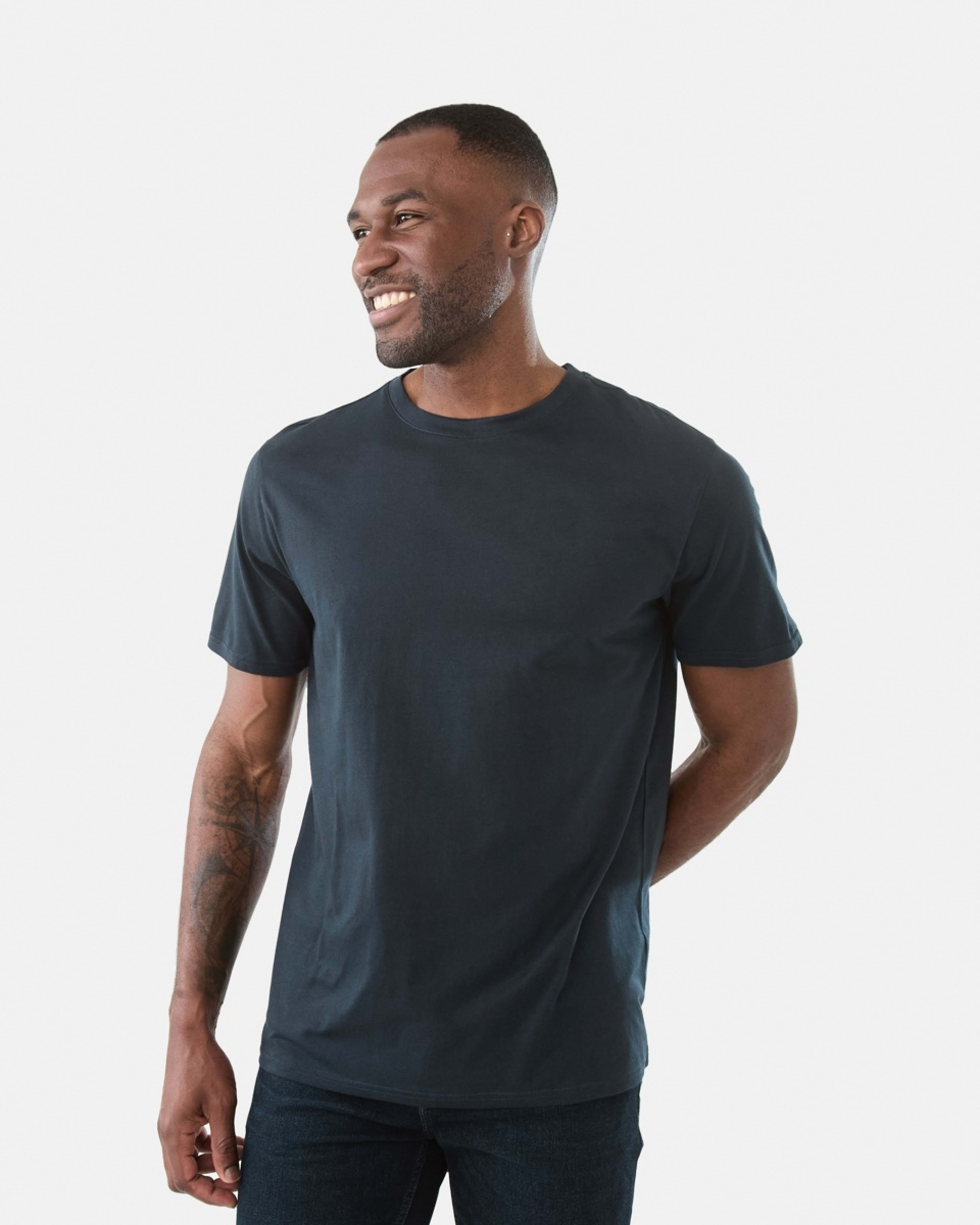 1 Australian Grown Cotton Crew Neck T-shirt Blu Night, 1 of 5