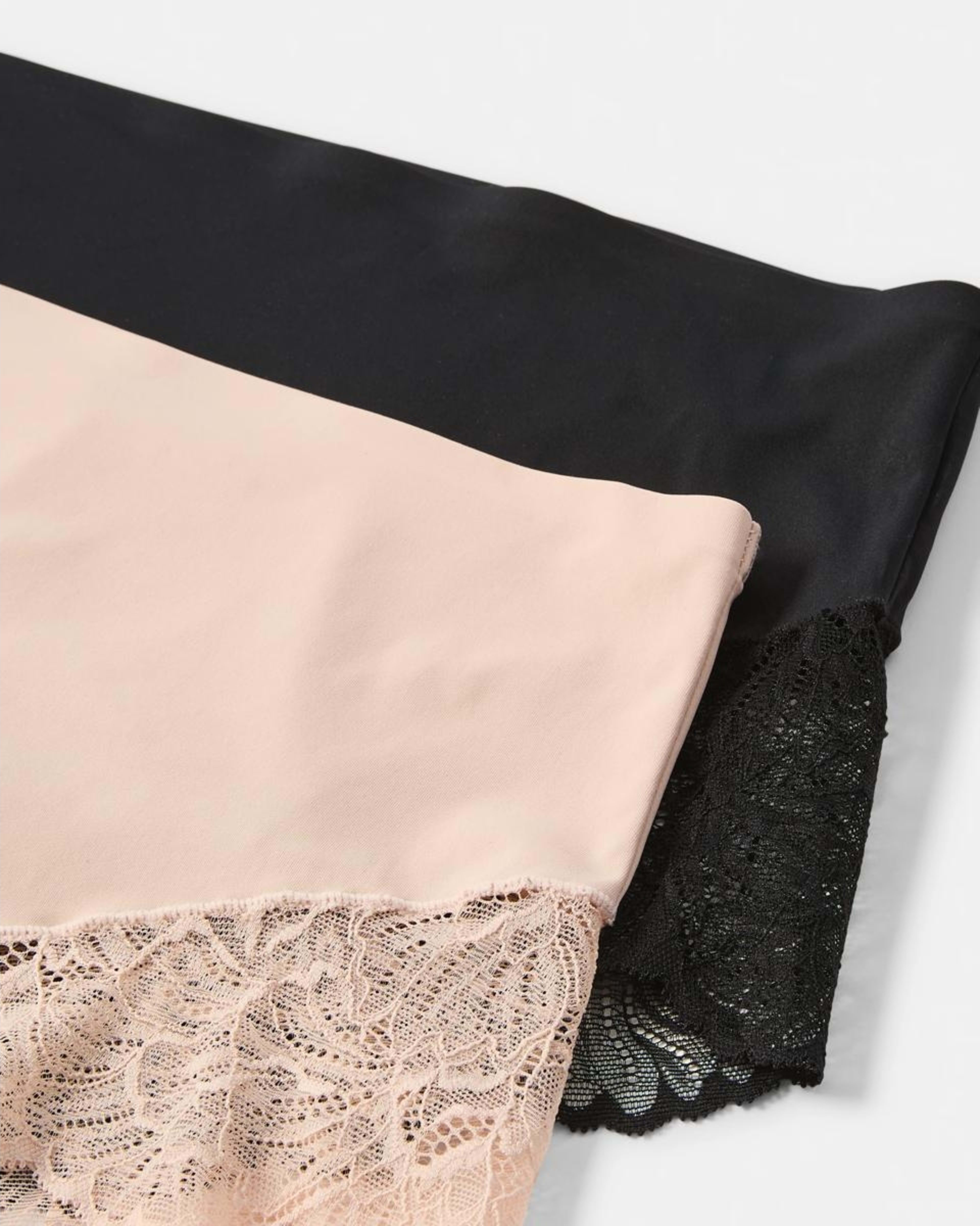 2 2 Pack No Show Lace Full Briefs Lf Bk, 2 of 7