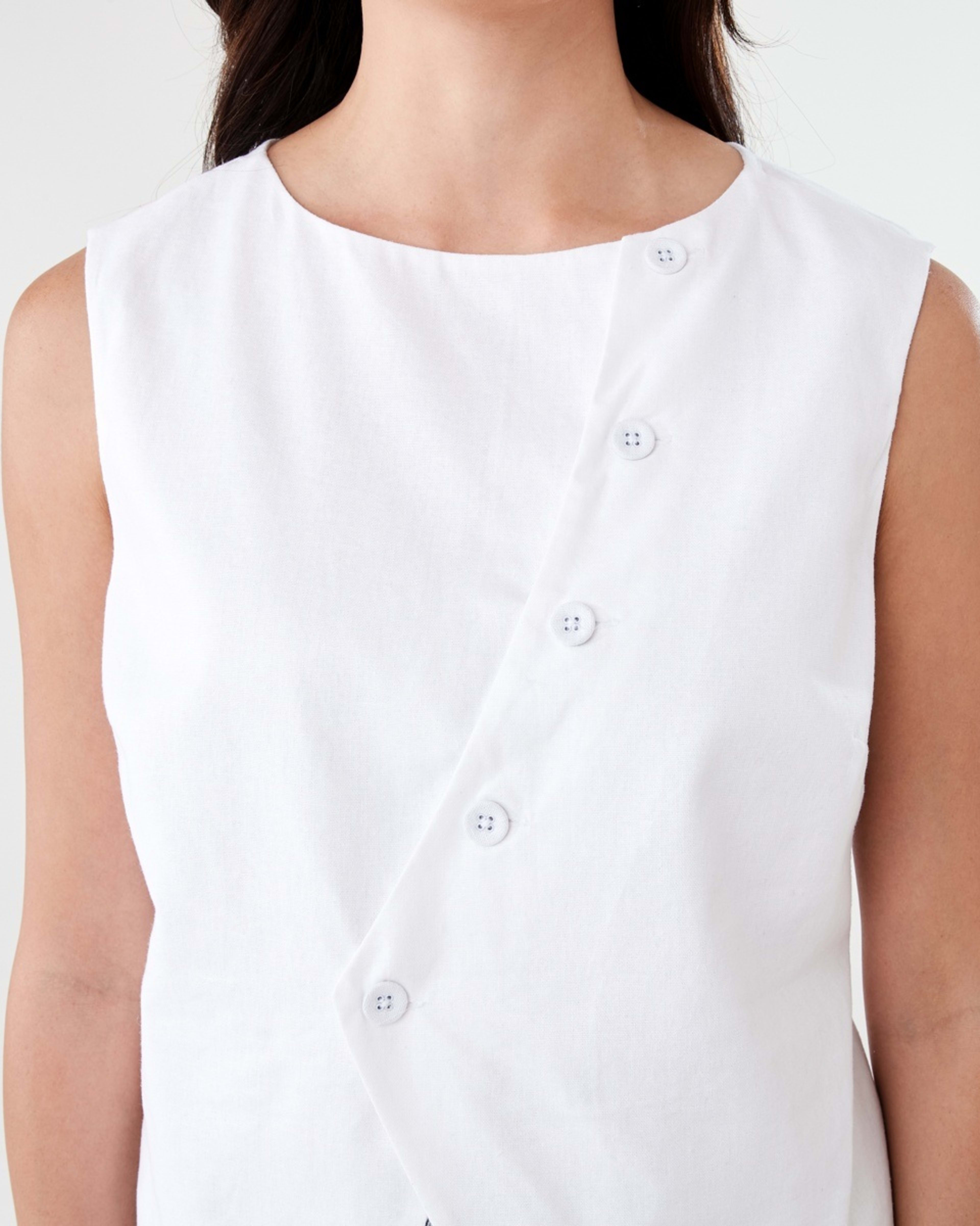 5 Sleeveless Asymmetrical Button Through Vest WHITE, 5 of 7