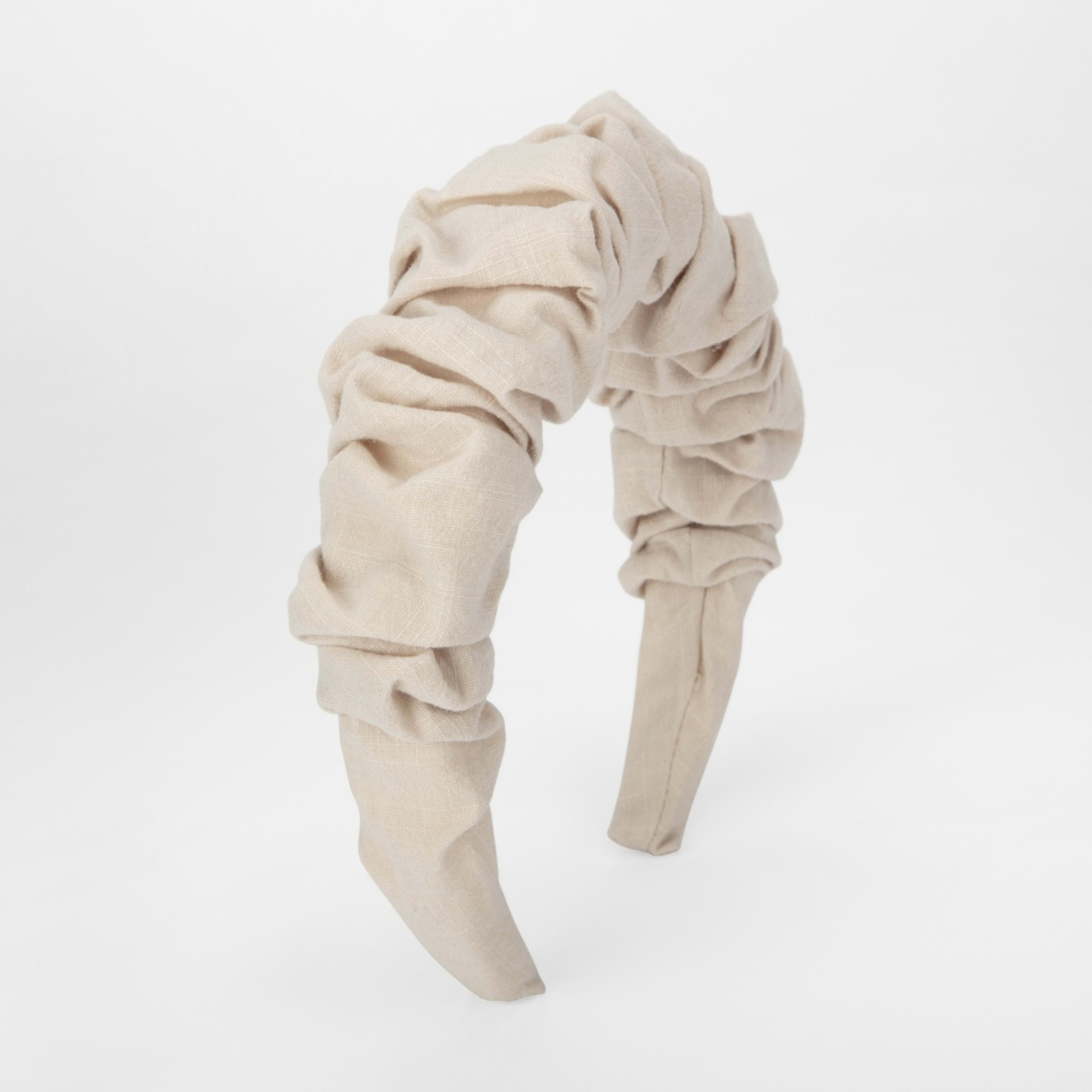 1 Ruffle Headband - Beige
