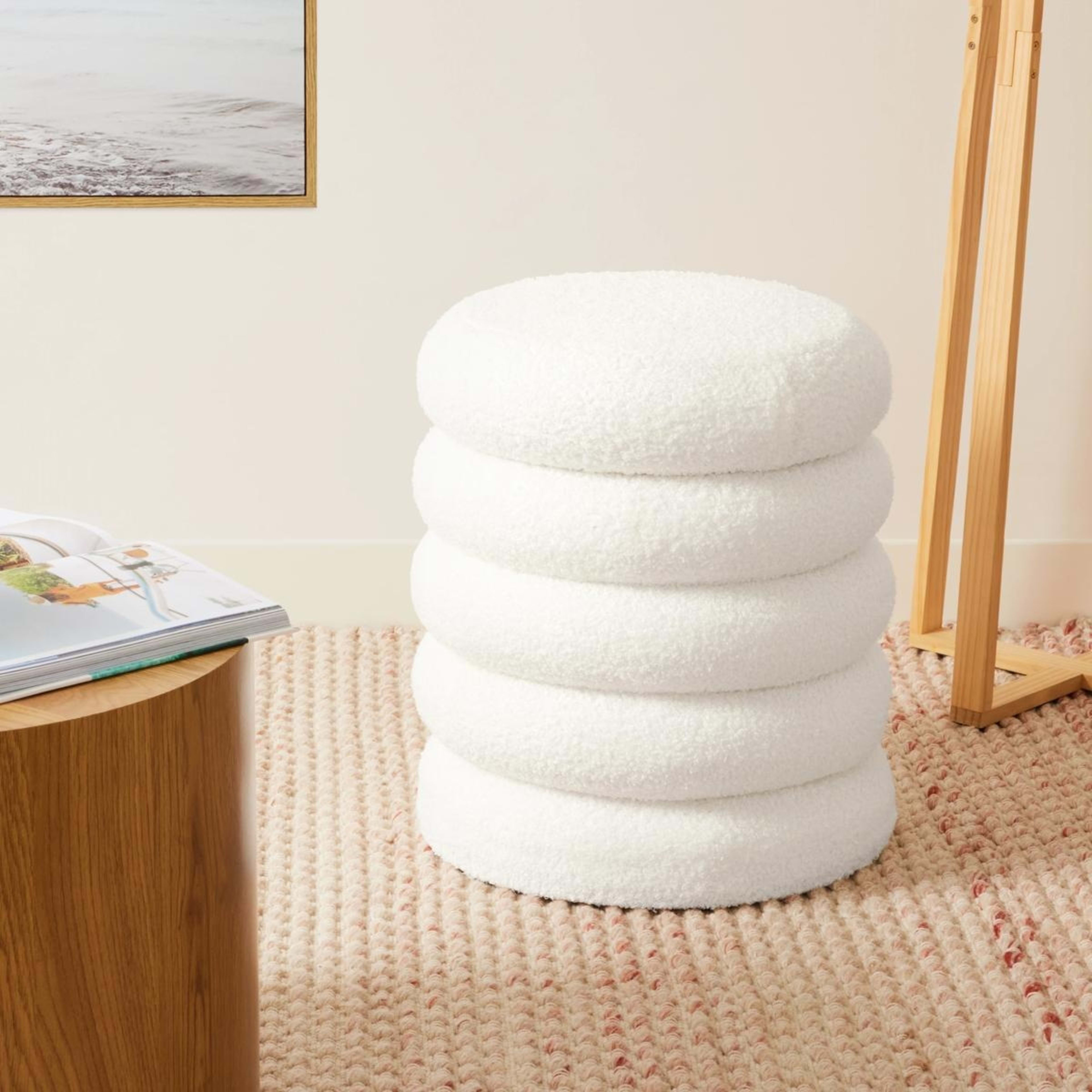 1 Storage Ottoman