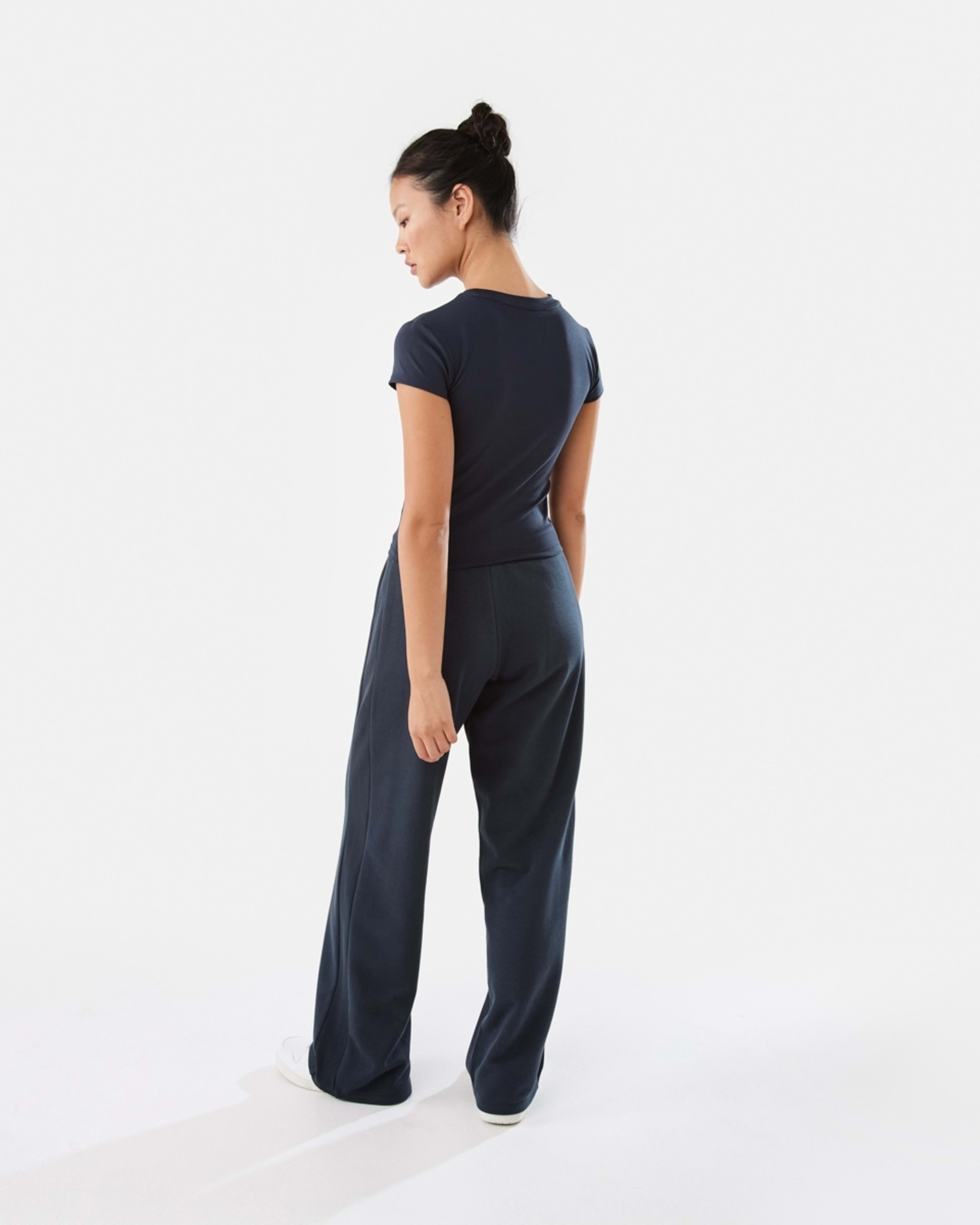 4 Active Womens Straight Leg Panel Trackpants Shade Navy, 4 of 6