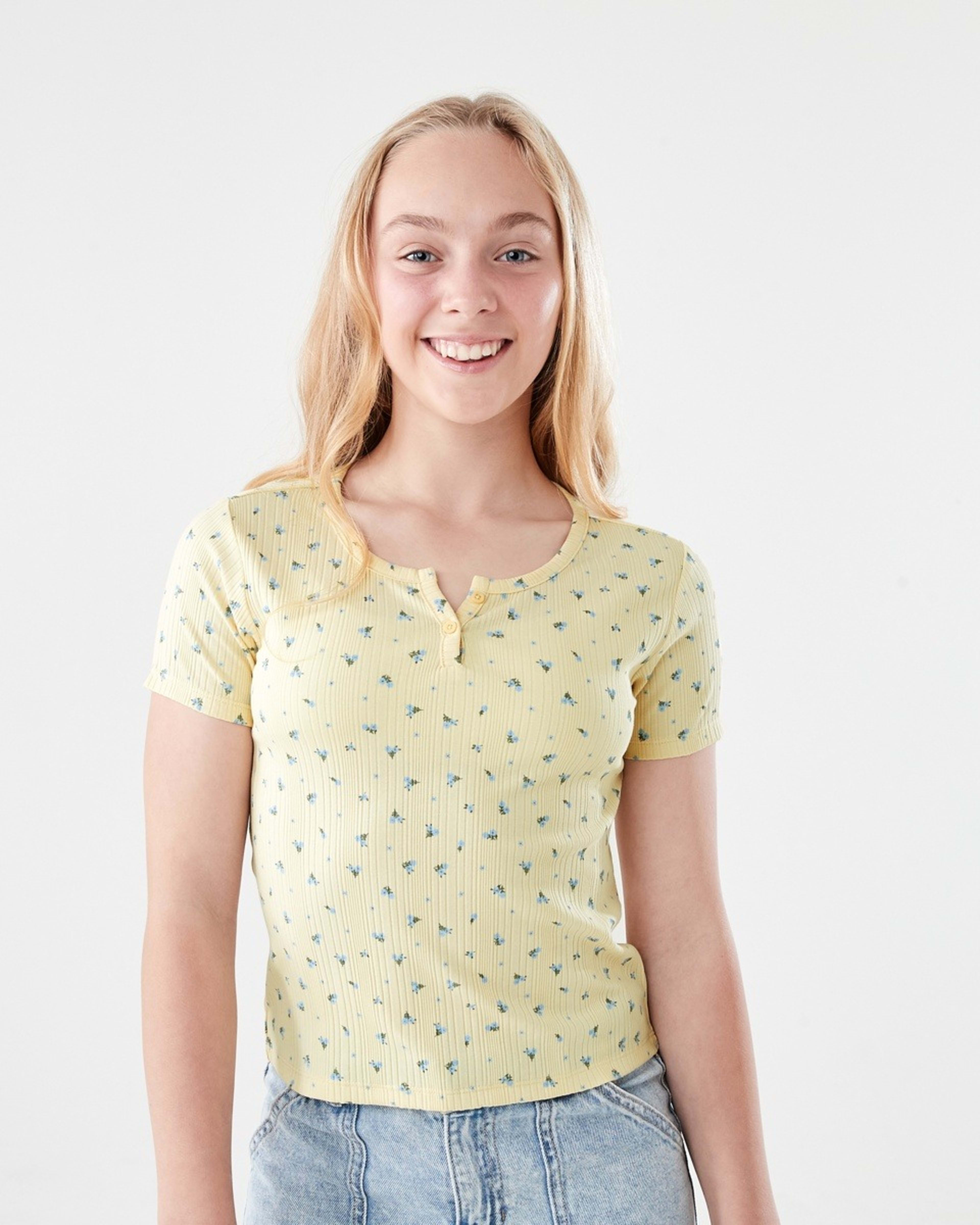 1 Rib Henley T-shirt SUNNY DITSY BUTTER CREAM, 1 of 7