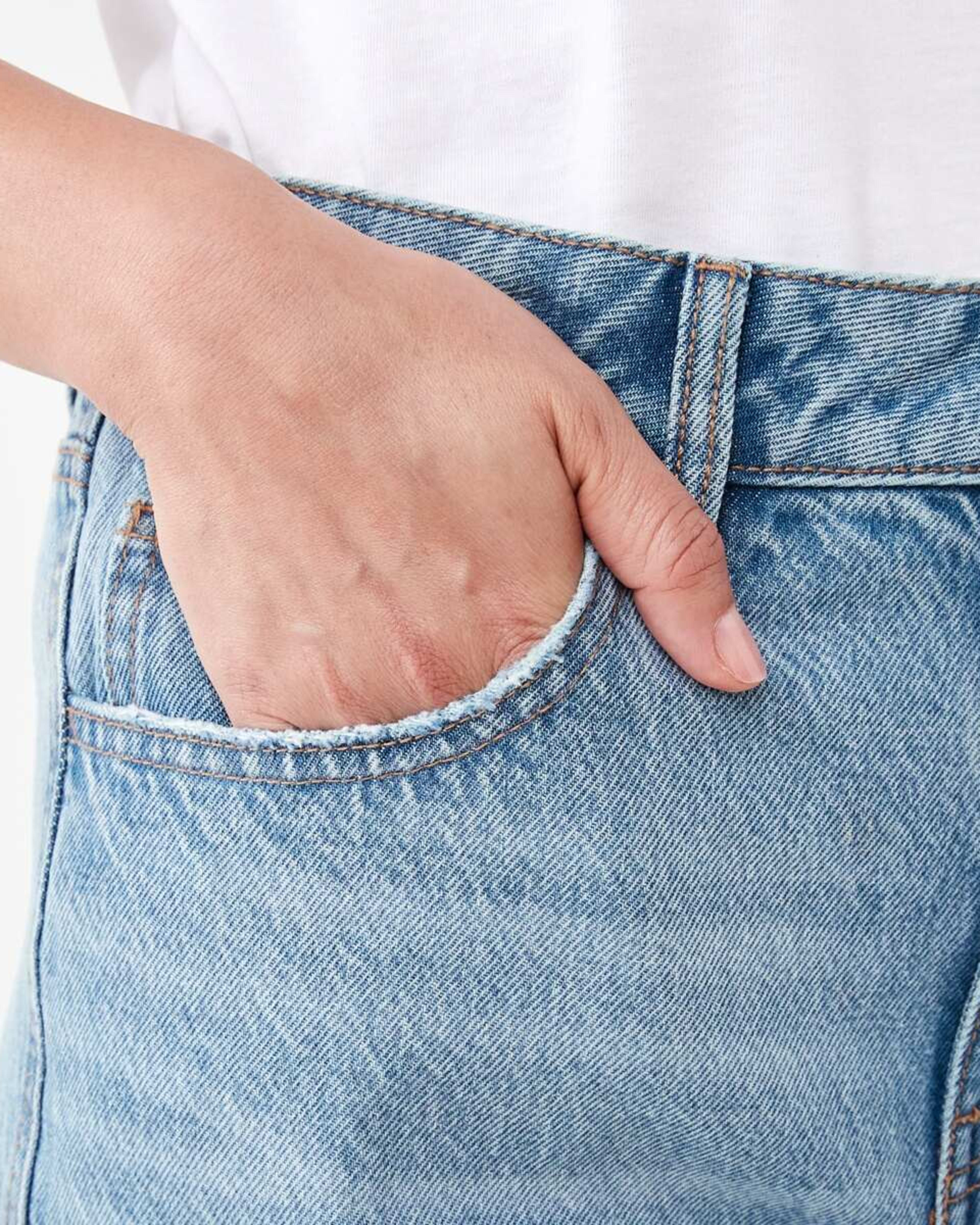 6 Barrel Leg Jeans Mid Wash, 6 of 7