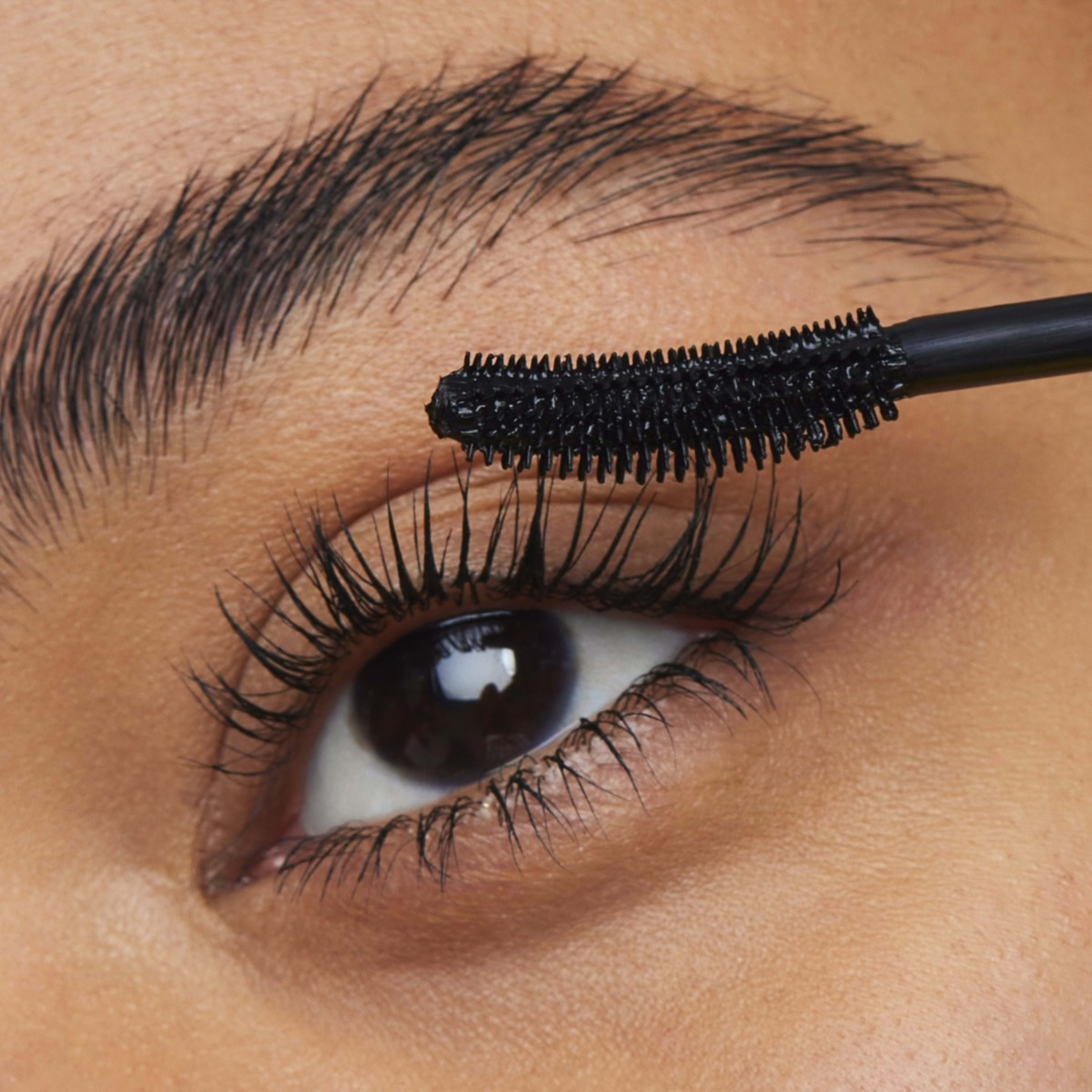 6 e.l.f. Lash n Roll Mascara - Black, 6 of 8