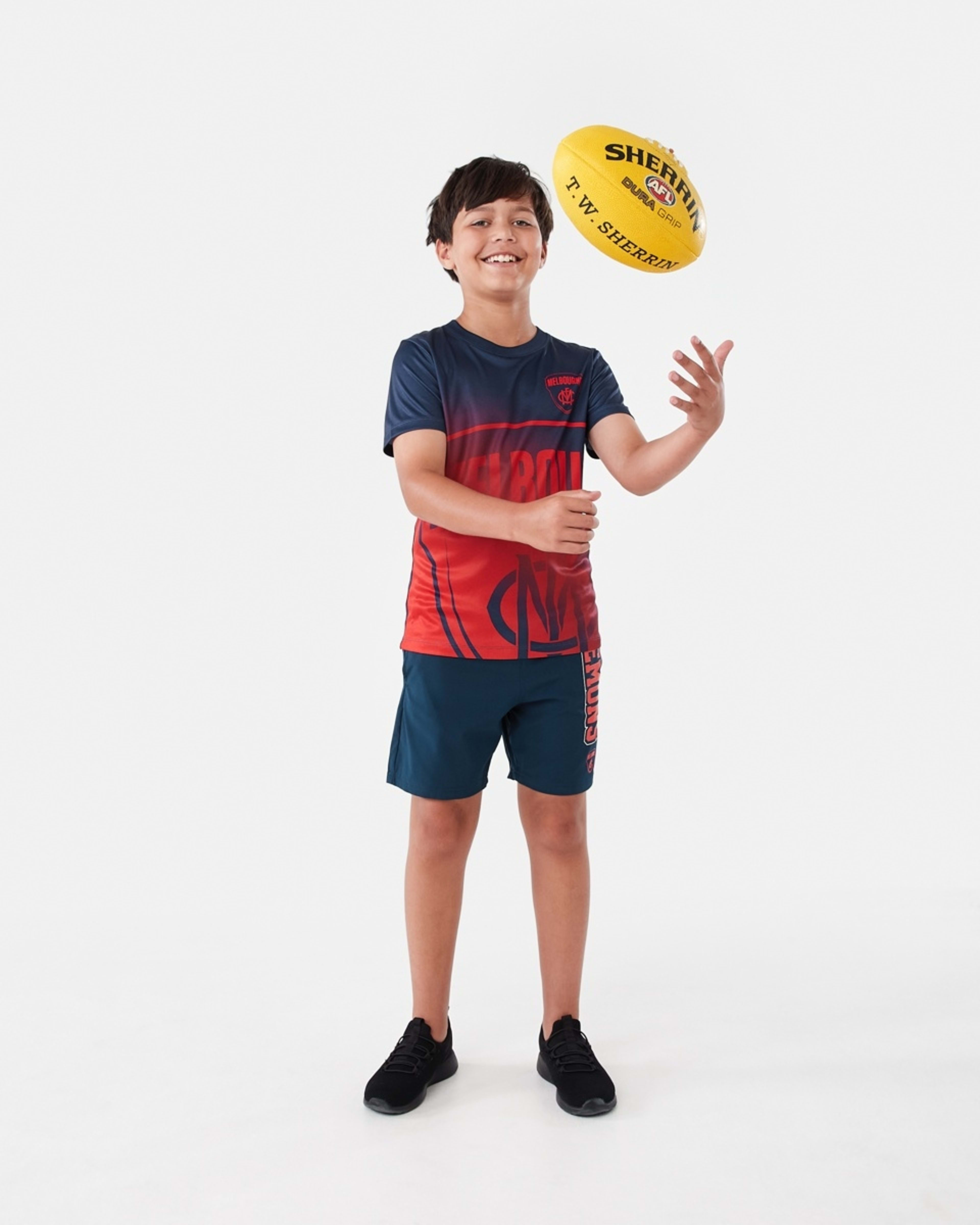 2 Official AFL Kids Training T-shirt Melbourne, 2 of 10