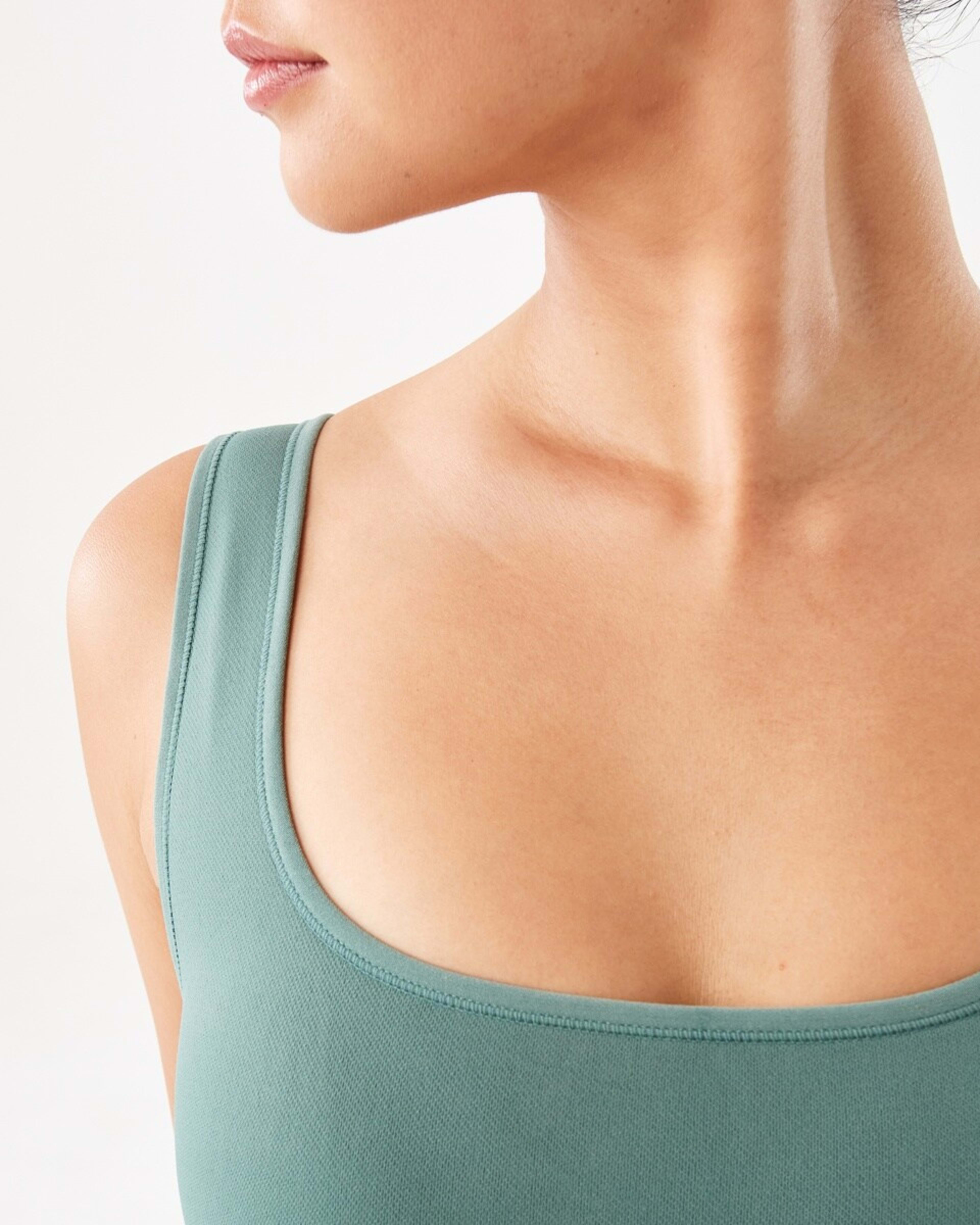 6 Active Womens Seamfree Square Tipping Crop Top Green Jet, 6 of 7