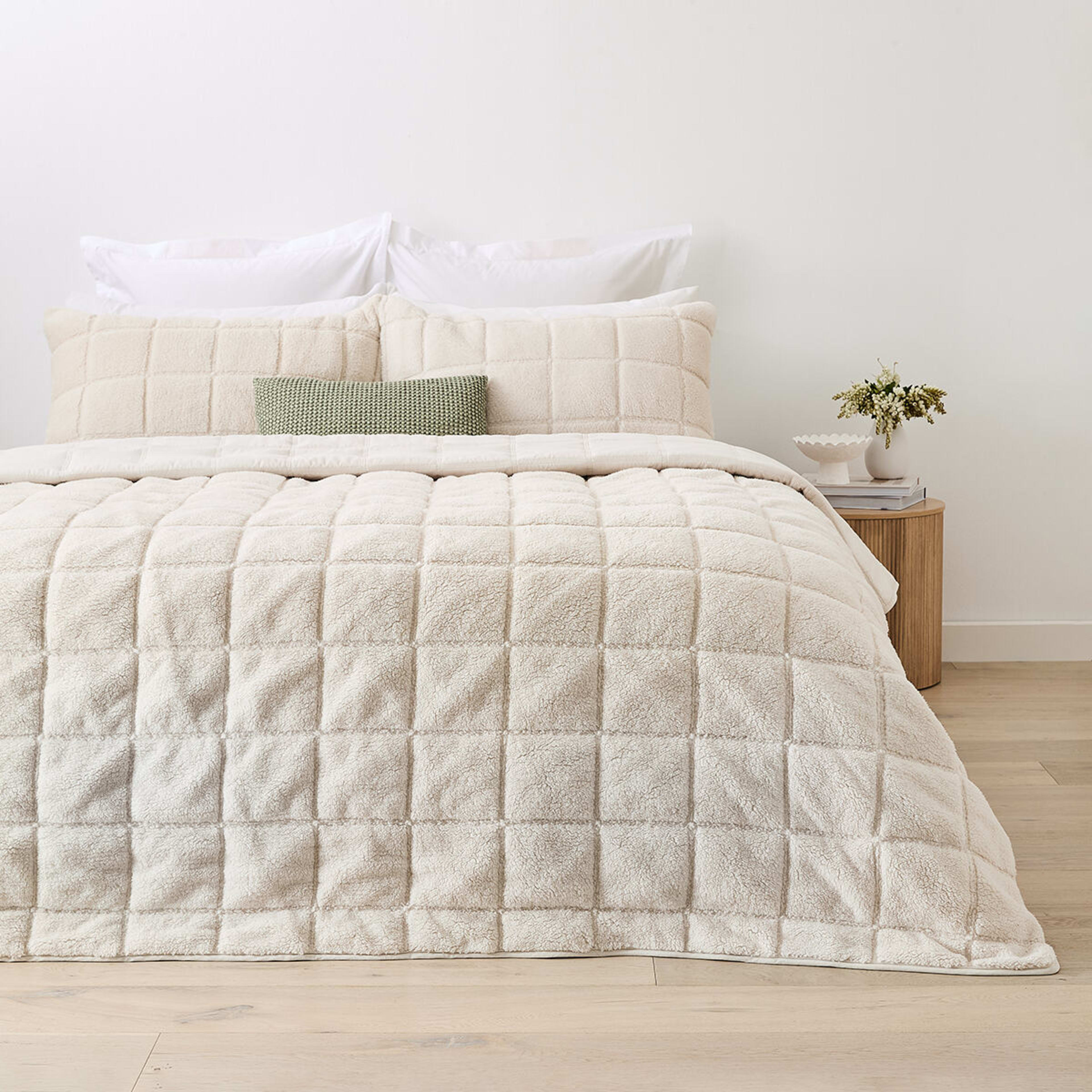 2 Hendrick Reversible Comforter Set - Queen Bed, Beige, 2 of 8